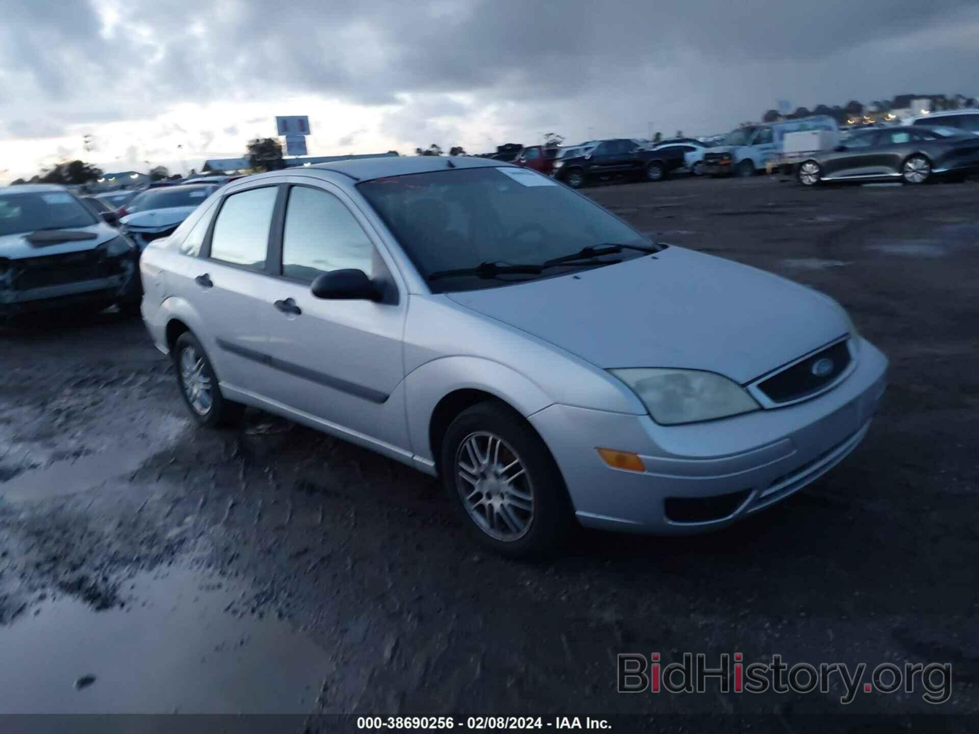 Photo 1FAHP34N07W235534 - FORD FOCUS 2007