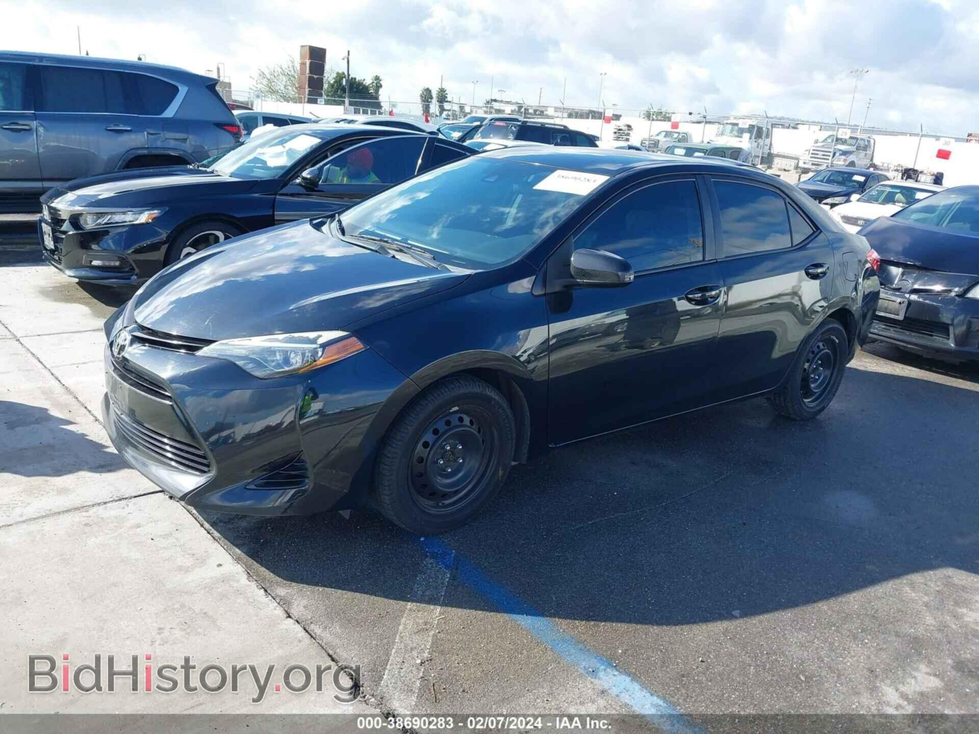 2017 TOYOTA COROLLA - VIN: 2T1BURHE1HC860928 - Фото 2