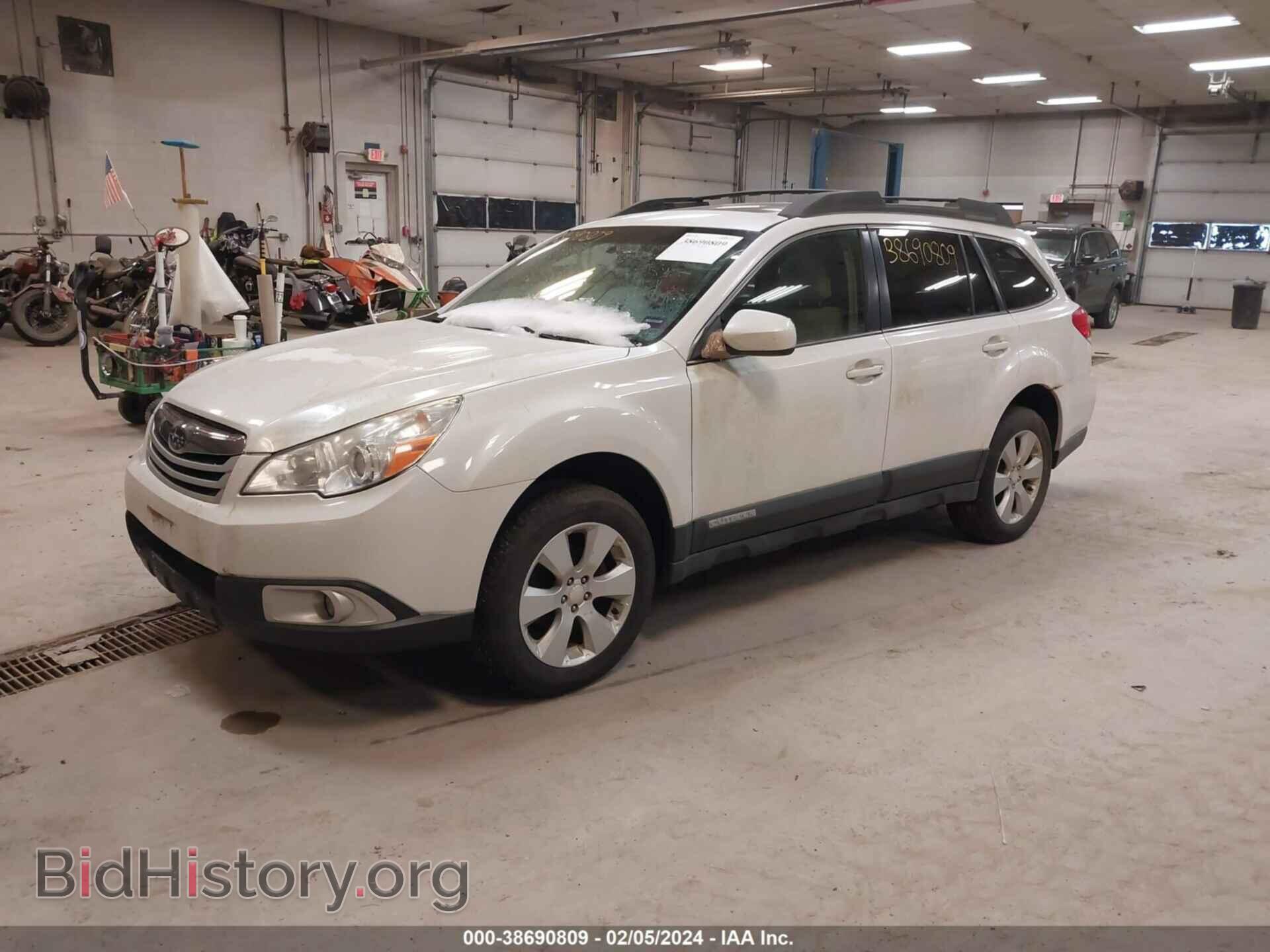 2010 SUBARU OUTBACK - VIN: 4S4BRBGC2A3311676 - Фото 2