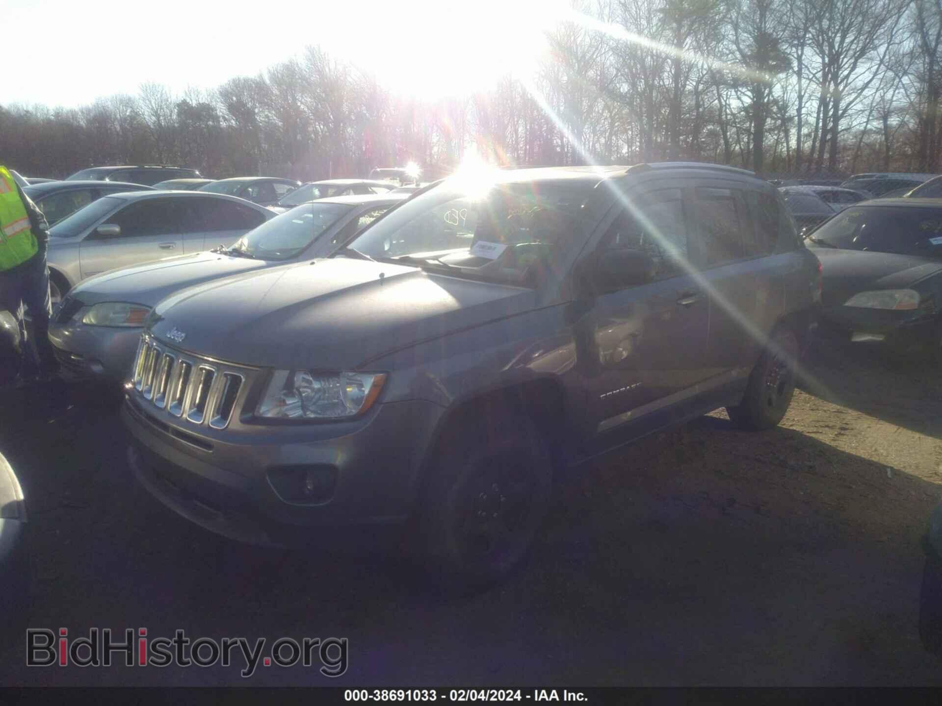 2012 JEEP COMPASS - VIN: 1C4NJDCB7CD625452 - Фото 2