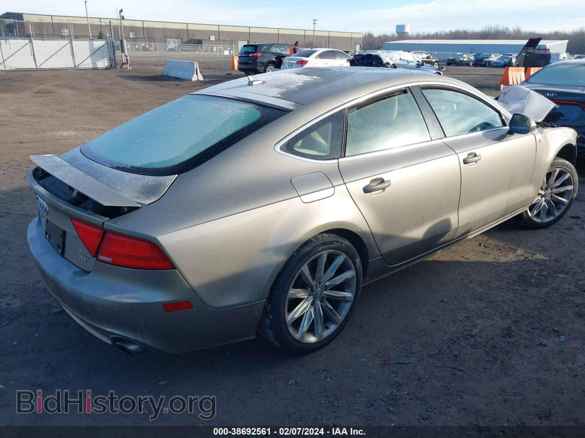 2012 AUDI A7 - VIN: WAUSGAFC1CN019690 - Фото 4