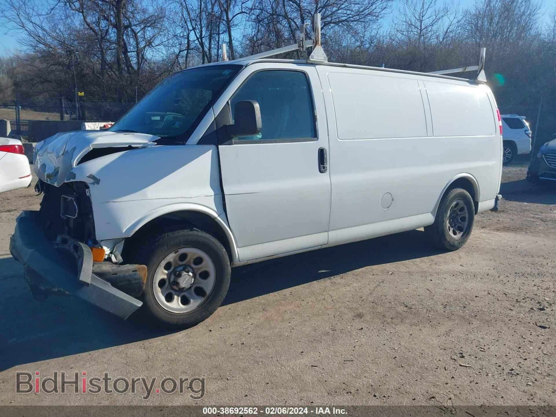 2009 CHEVROLET EXPRESS 1500 - VIN: 1GCFG15X591104329 - Фото 2