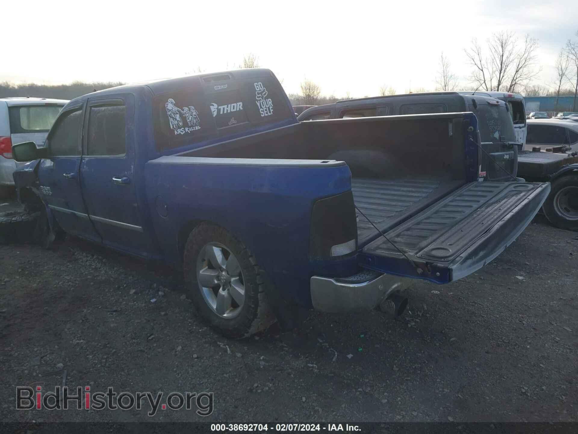 2016 RAM 1500 - VIN: 3C6RR7LT1GG188956 - Фото 3