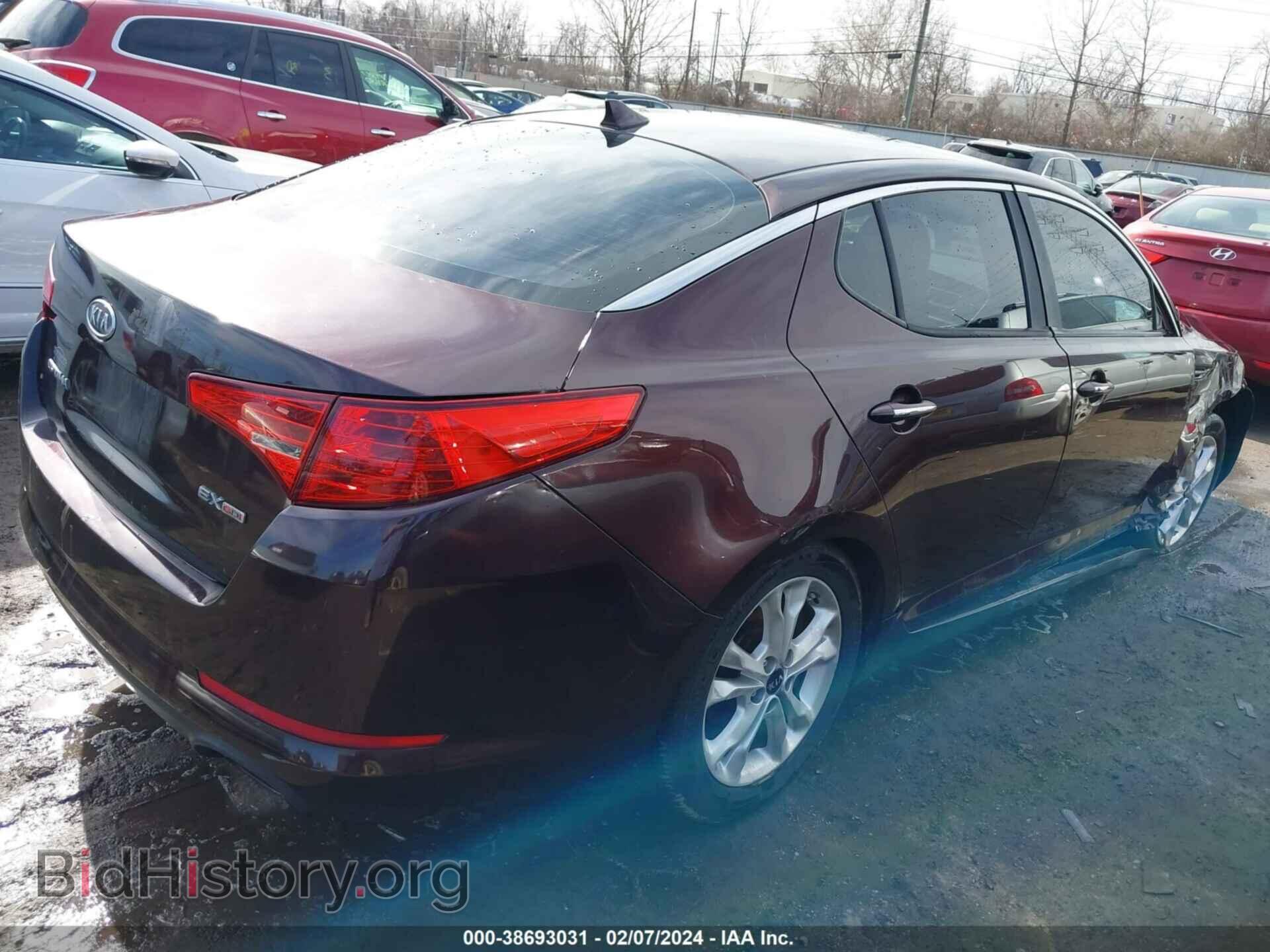 2011 KIA OPTIMA - VIN: KNAGN4A71B5082892 - Photo 4