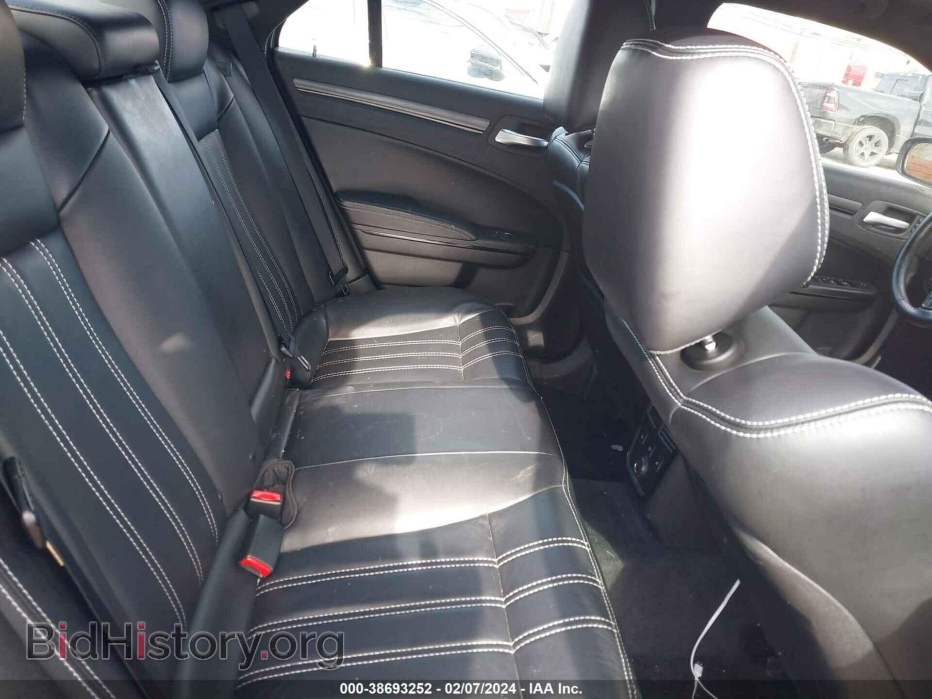 2012 CHRYSLER 300 - VIN: 2C3CCAGG5CH141356 - Photo 8