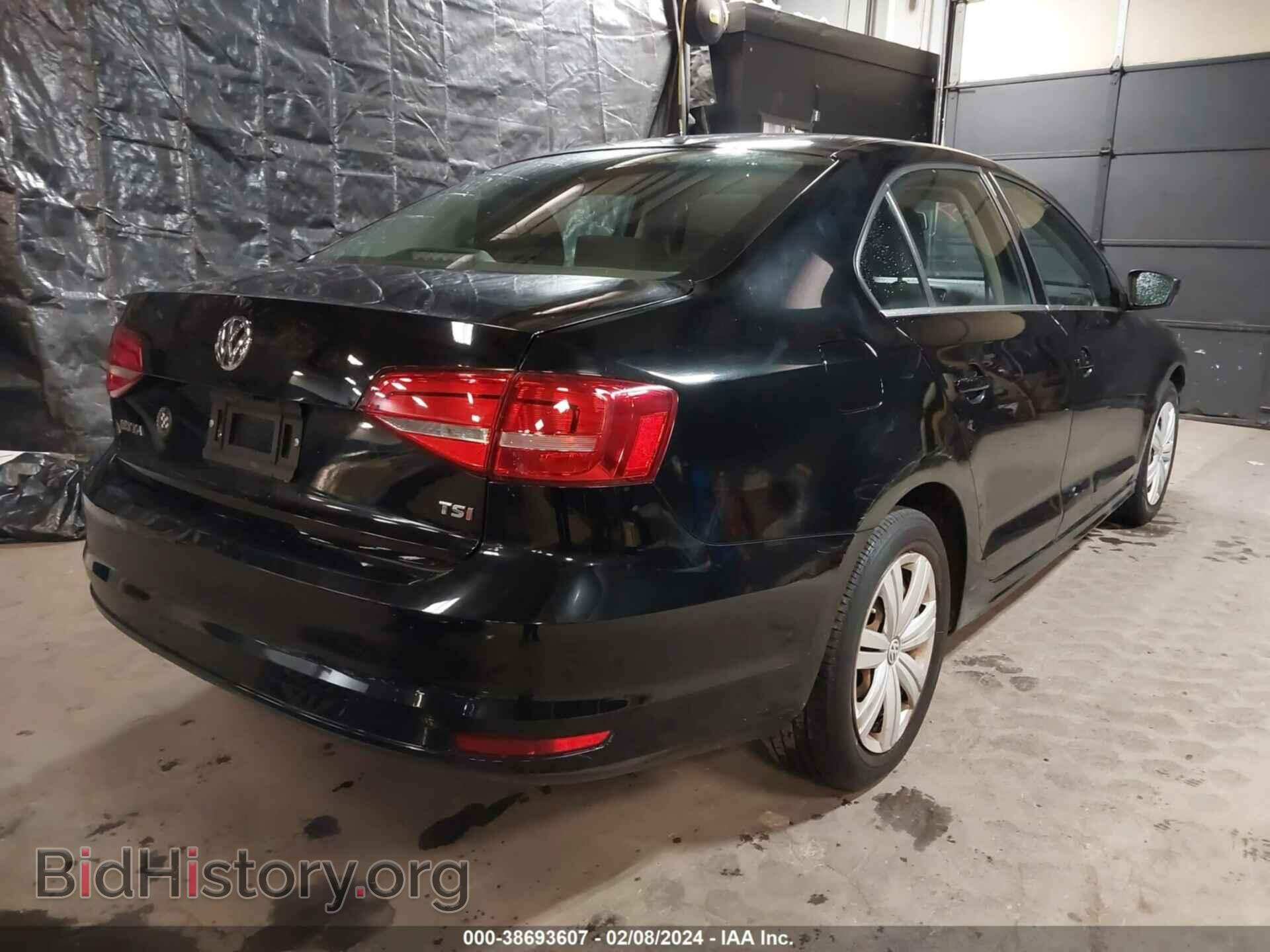 2017 VOLKSWAGEN JETTA - VIN: 3VW2B7AJ1HM302955 - Фото 4
