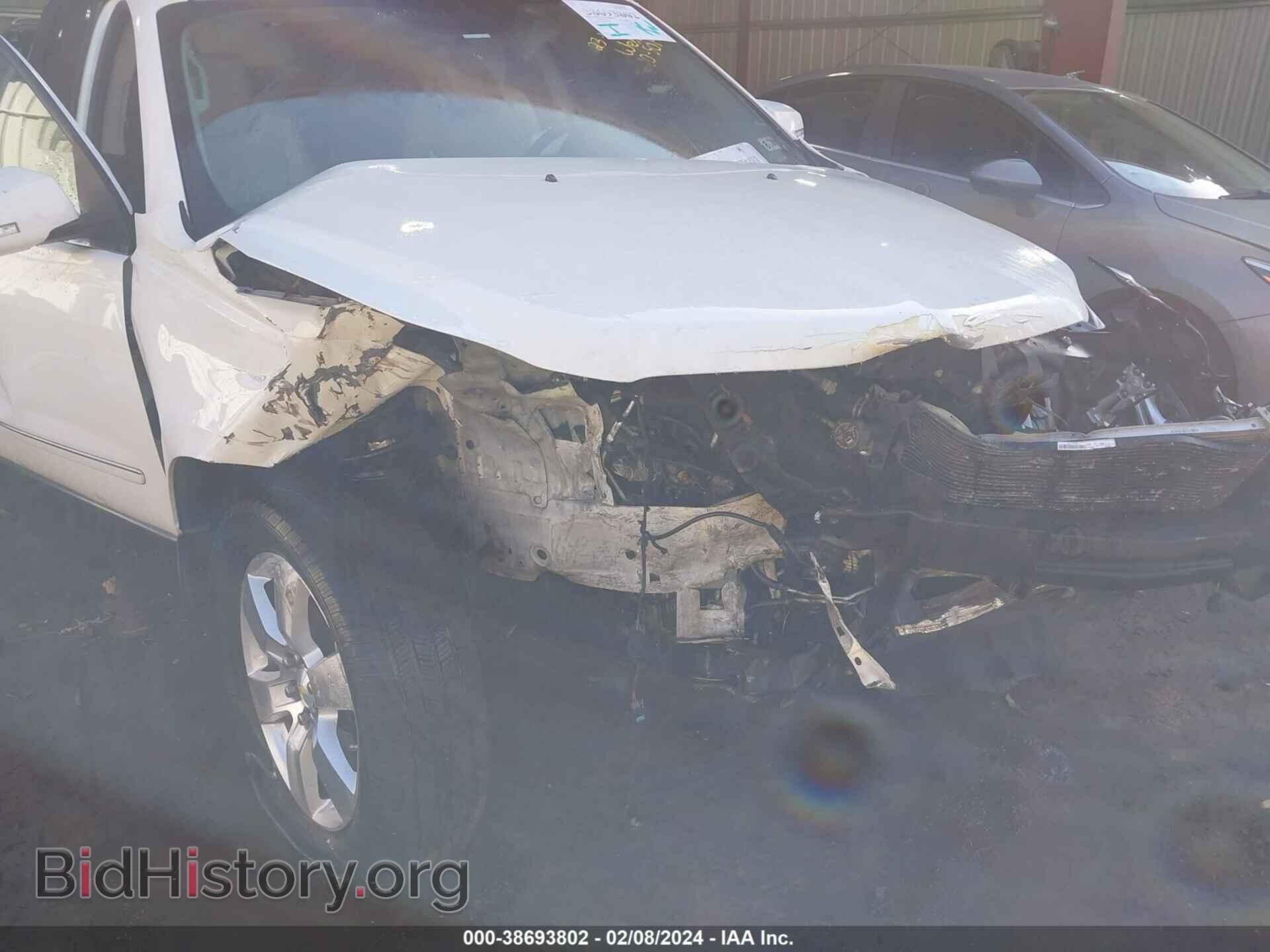 2011 CHEVROLET TRAVERSE - VIN: 1GNKVLED0BJ198736 - Фото 6