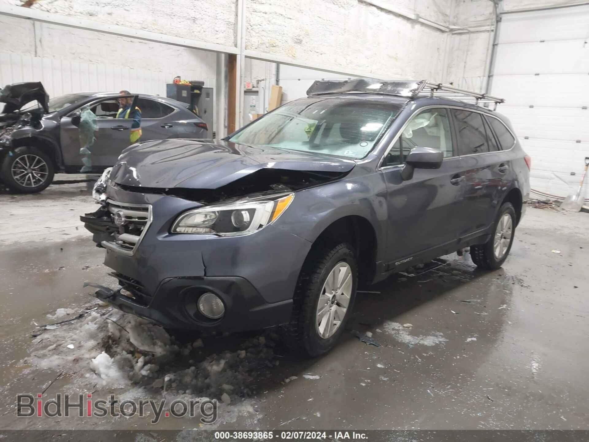 2017 SUBARU OUTBACK - VIN: 4S4BSACC8H3255760 - Фото 2