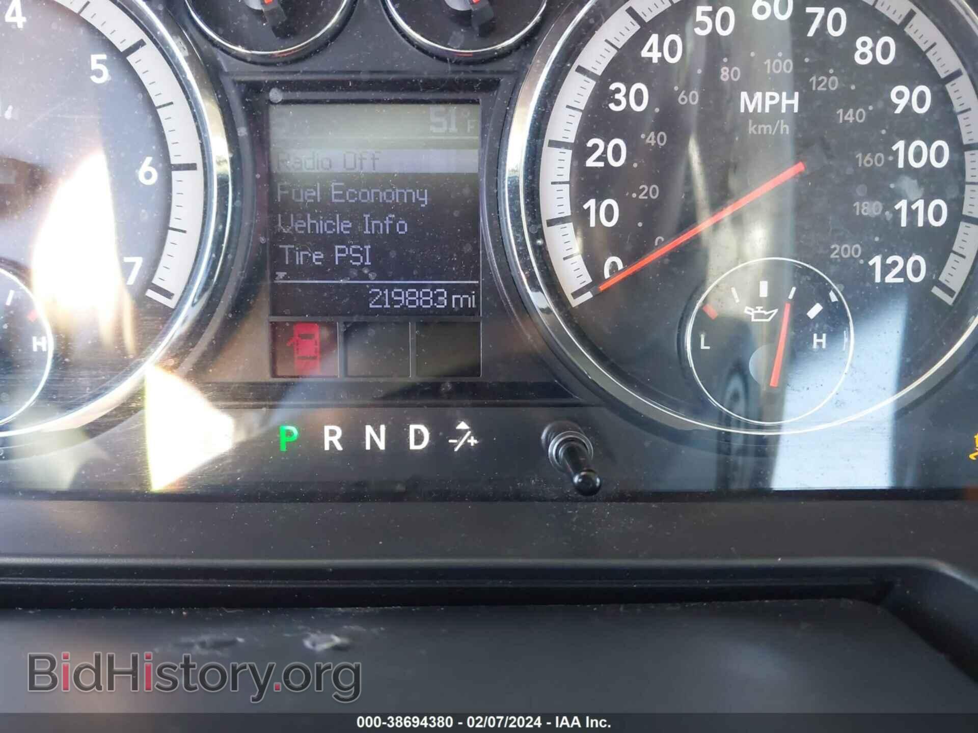 2010 DODGE RAM 1500 - VIN: 1D7RB1CT1AS208963 - Фото 7
