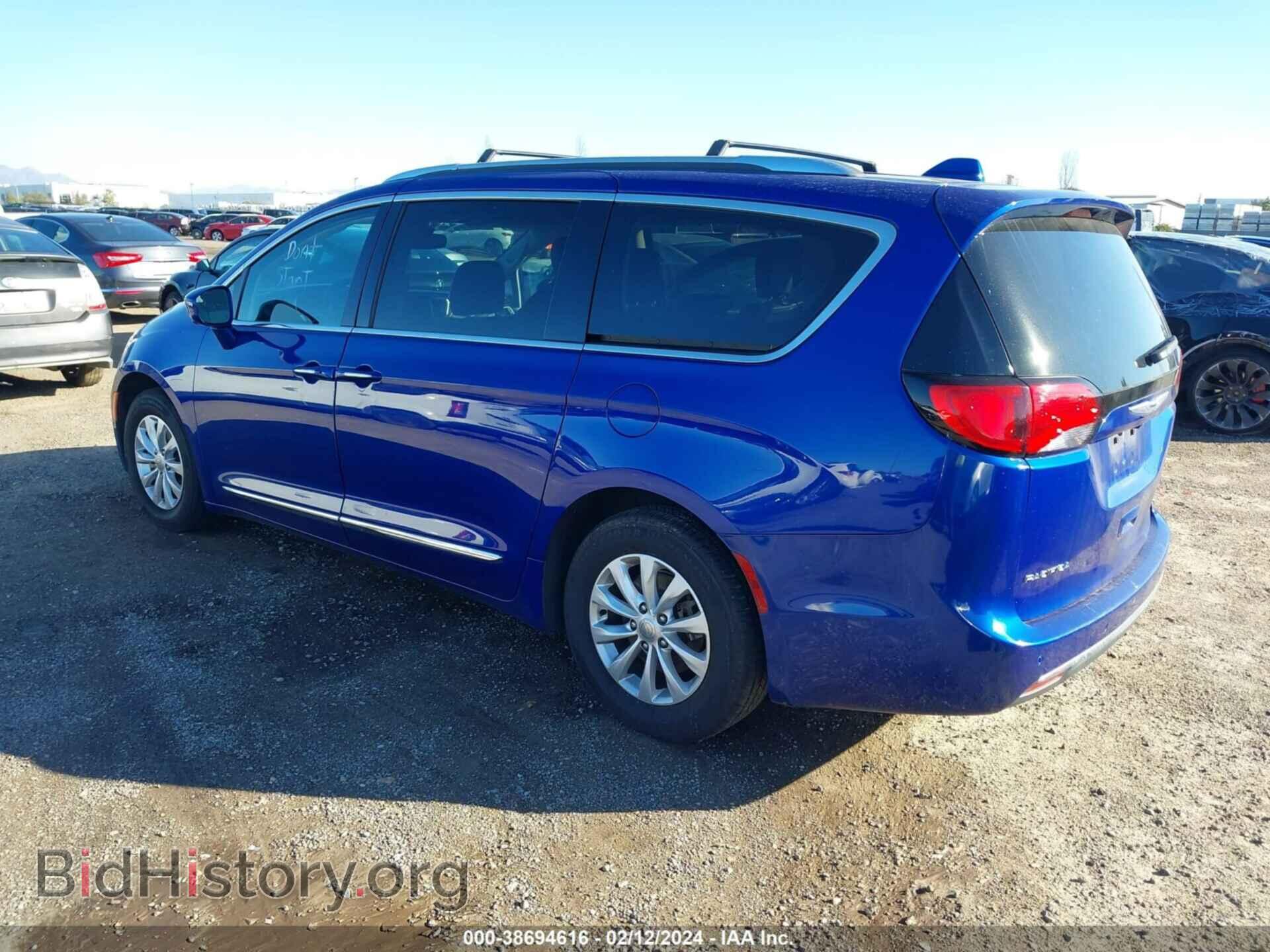 2019 CHRYSLER PACIFICA - VIN: 2C4RC1BGXKR655340 - Фото 3