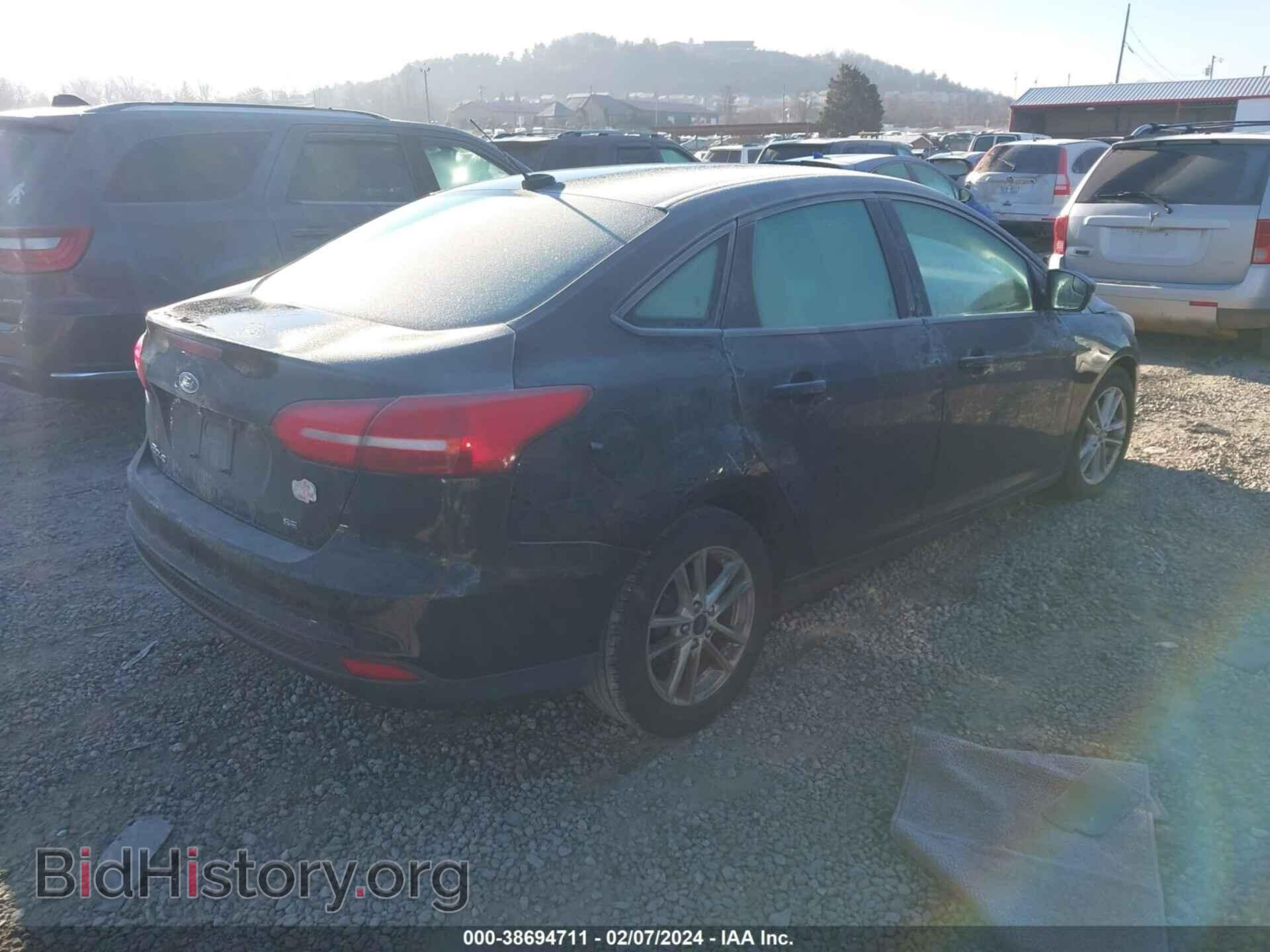 2017 FORD FOCUS - VIN: 1FADP3F25HL323774 - Photo 4