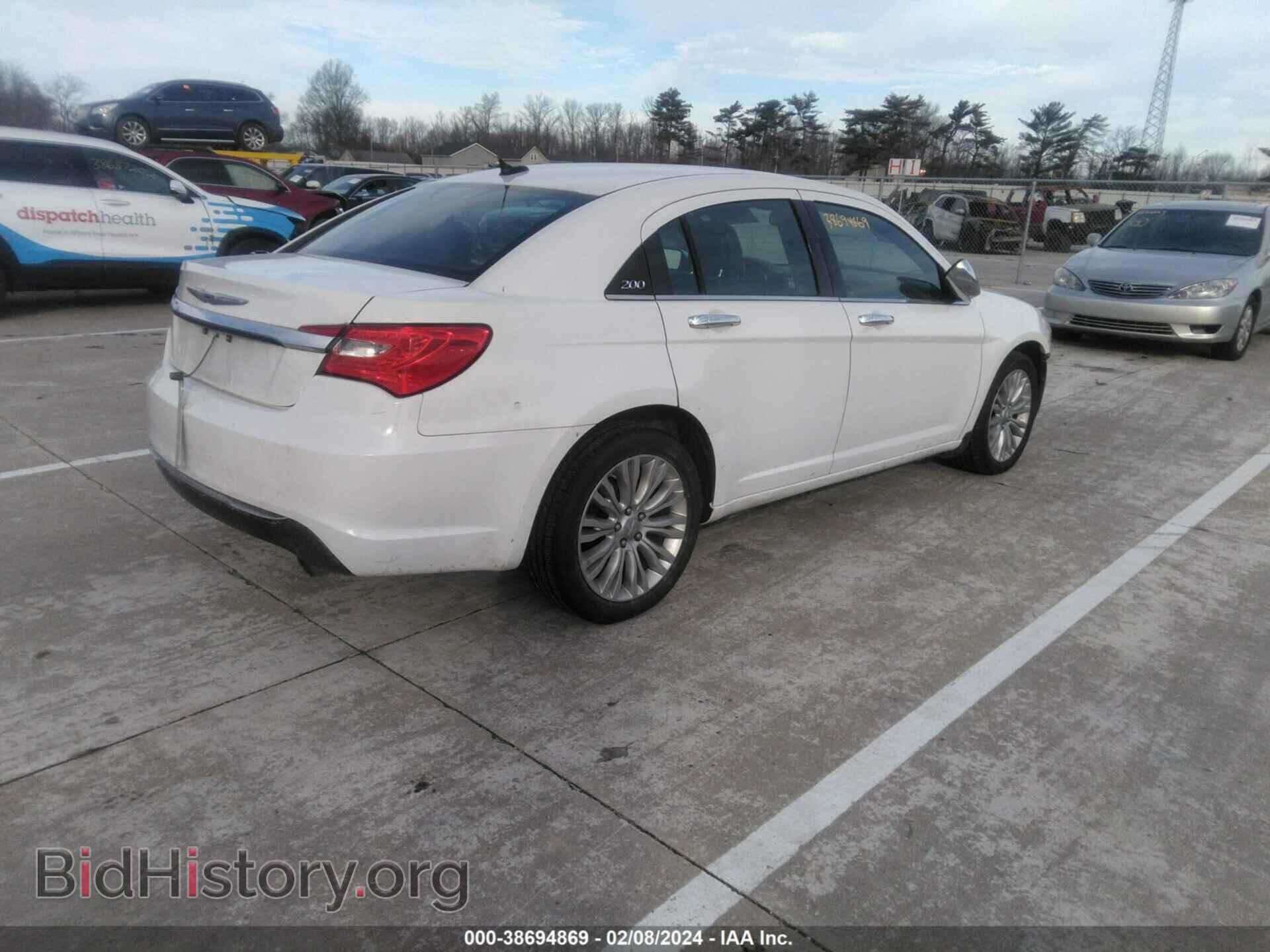2013 CHRYSLER 200 - VIN: 1C3CCBCG1DN543492 - Фото 4