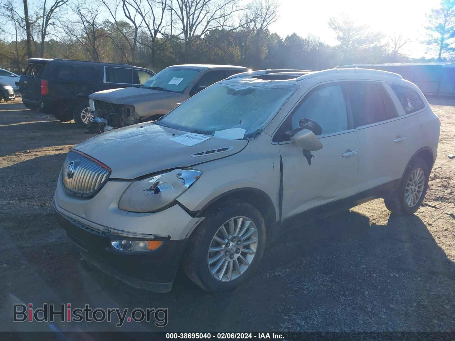 2012 BUICK ENCLAVE - VIN: 5GAKRCED2CJ239819 - Фото 2