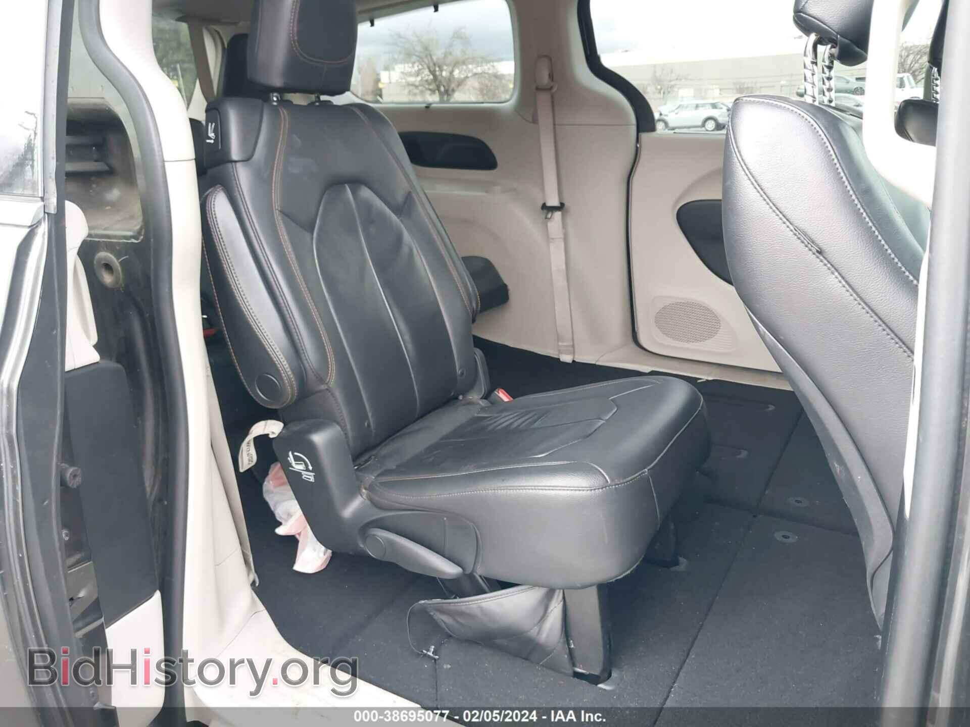 2017 CHRYSLER PACIFICA - VIN: 2C4RC1BG0HR655002 - Photo 8