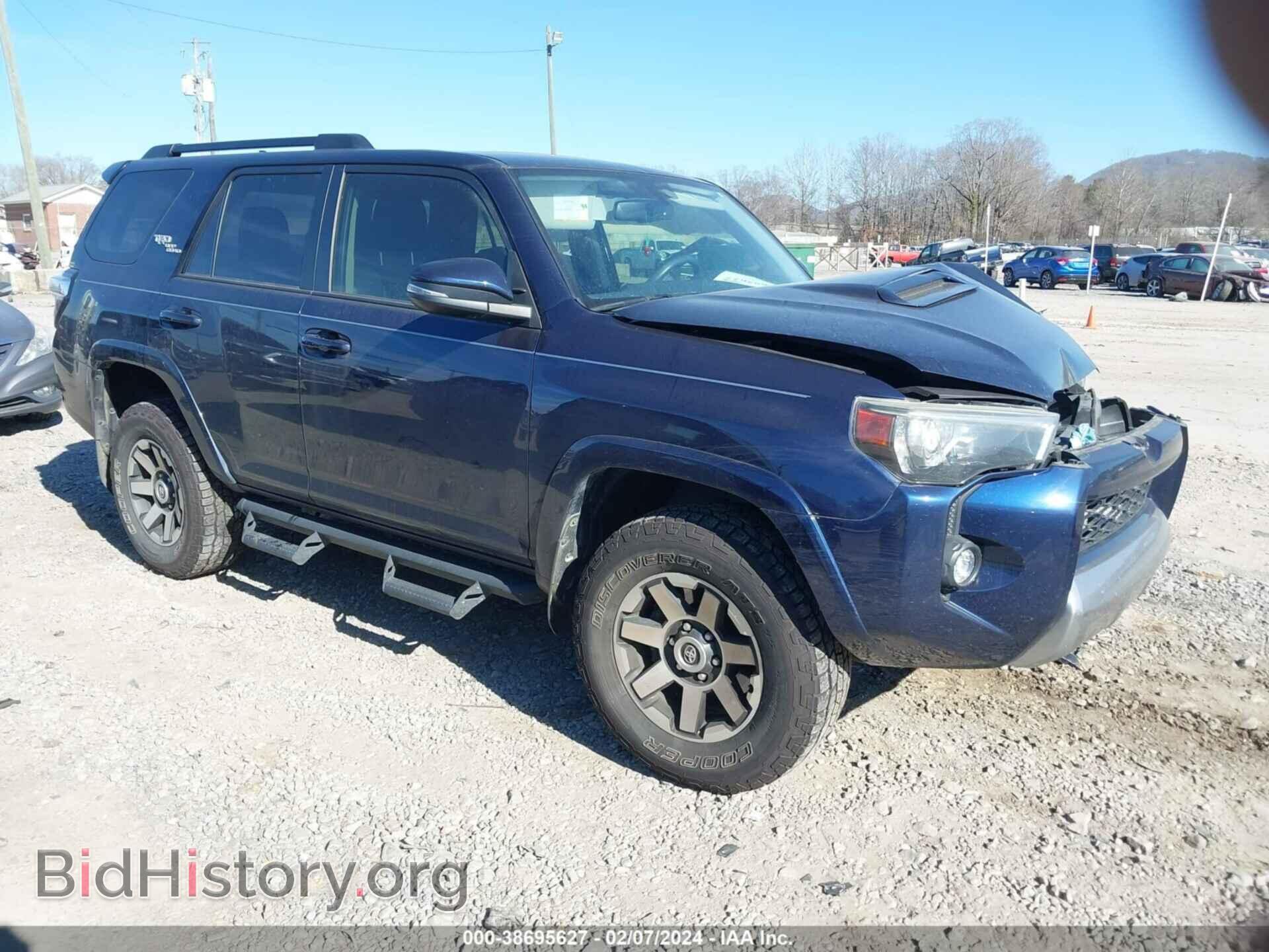 Фотография JTEBU5JRXK5645683 - TOYOTA 4RUNNER 2019