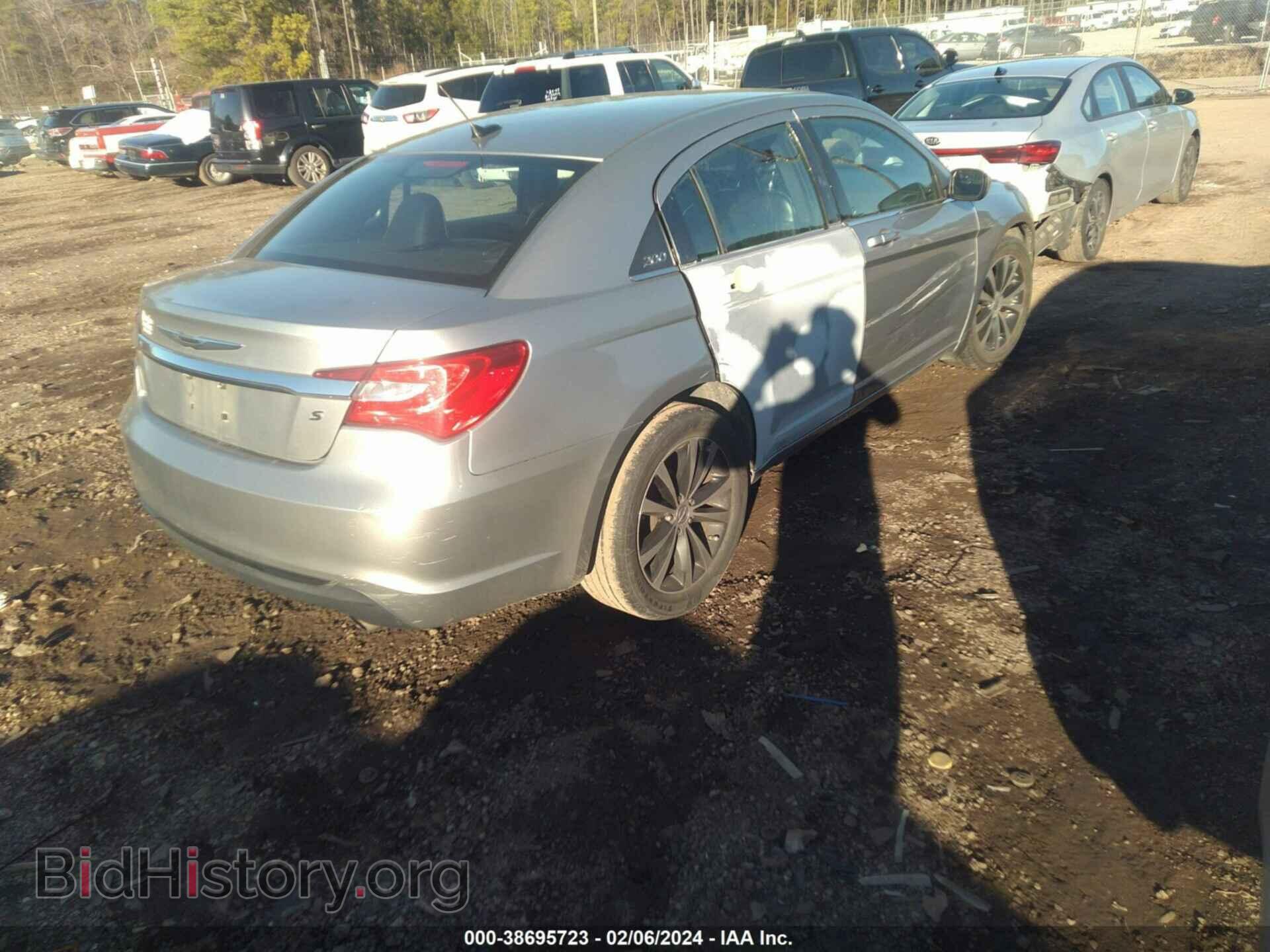 2014 CHRYSLER 200 - VIN: 1C3CCBCG6EN193147 - Фото 4
