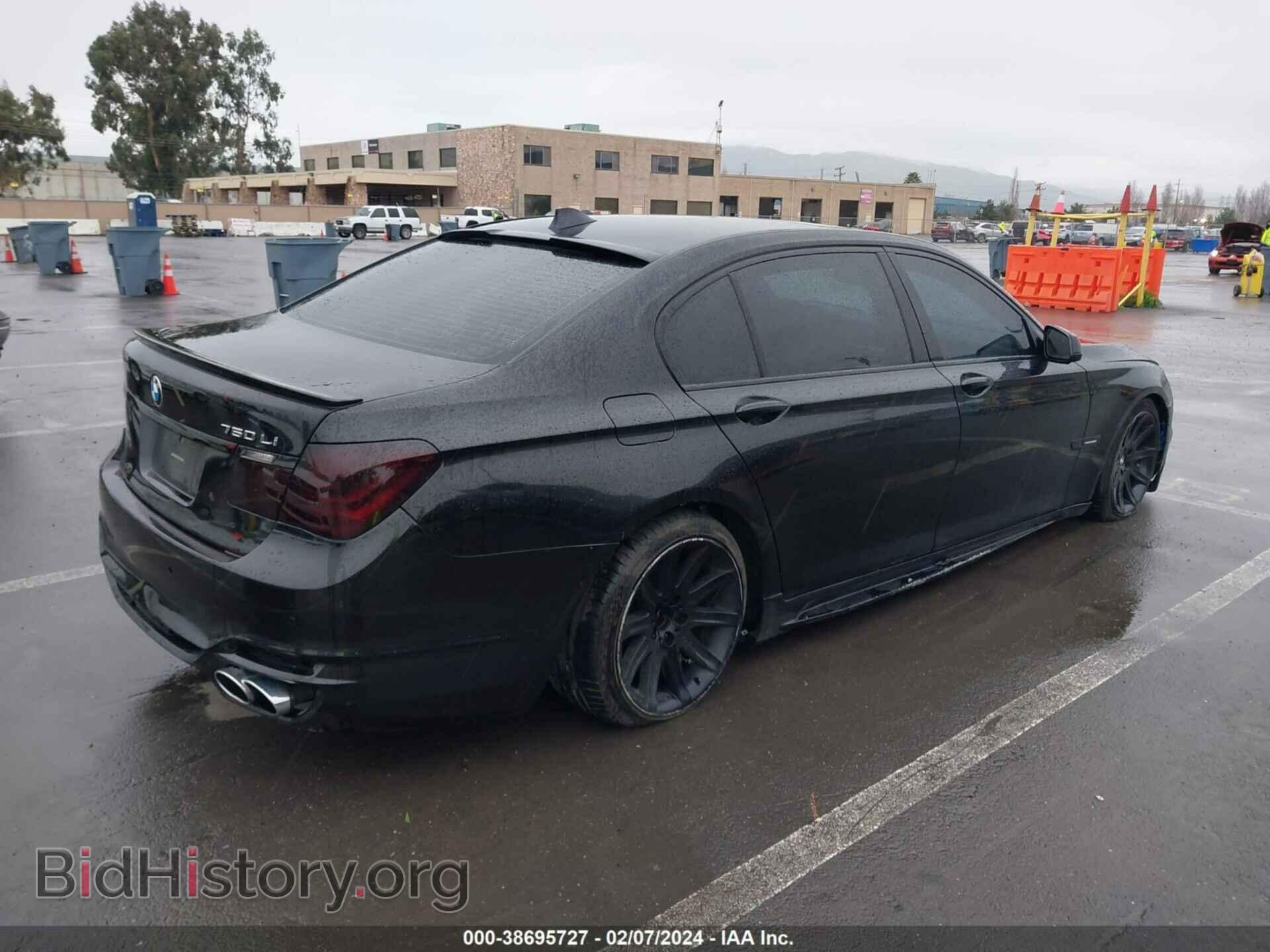 2011 BMW 750LI - VIN: WBAKB8C57BC852059 - Photo 4