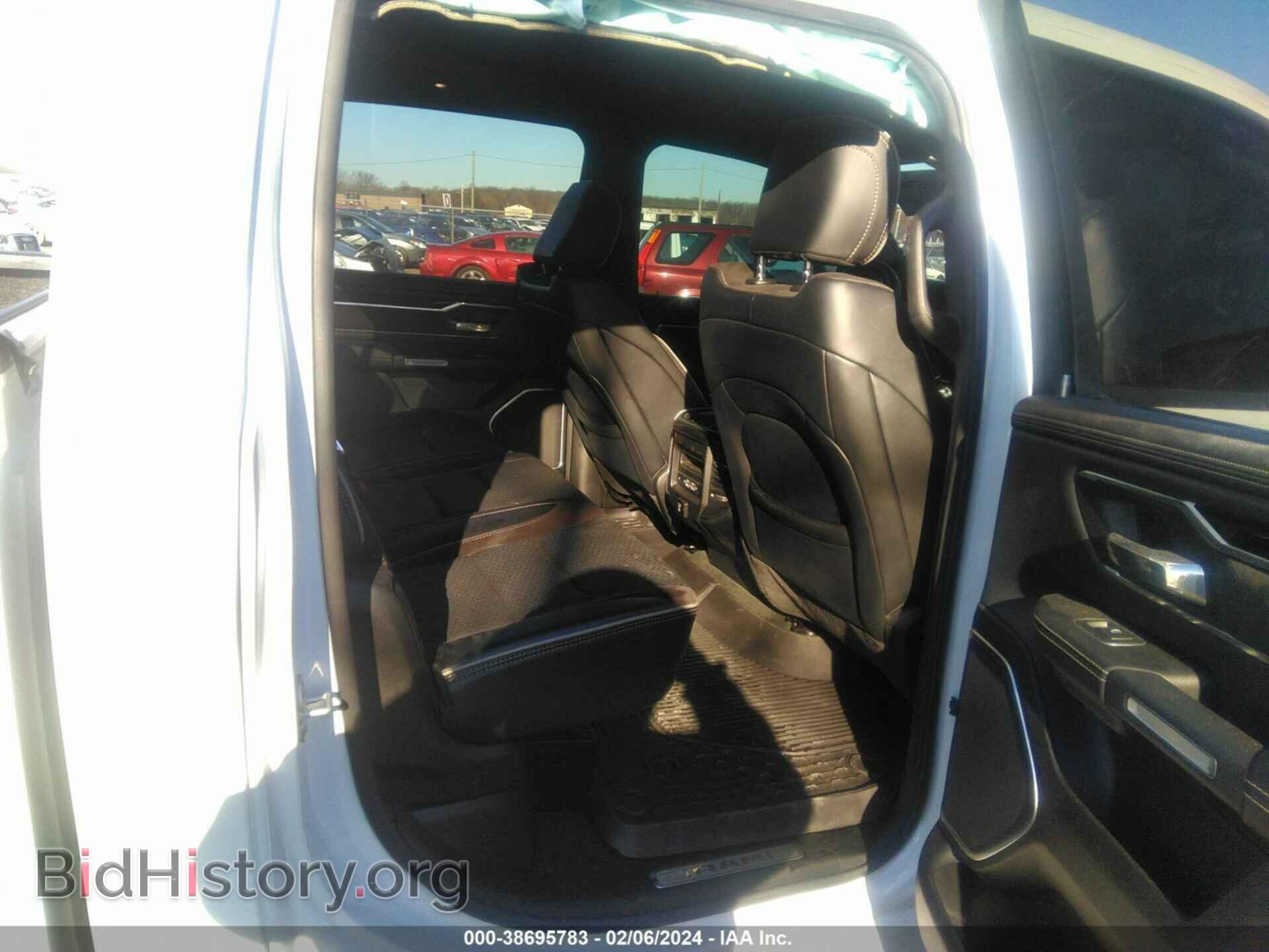 2021 RAM 1500 - VIN: 1C6SRFJT4MN810399 - Фото 8