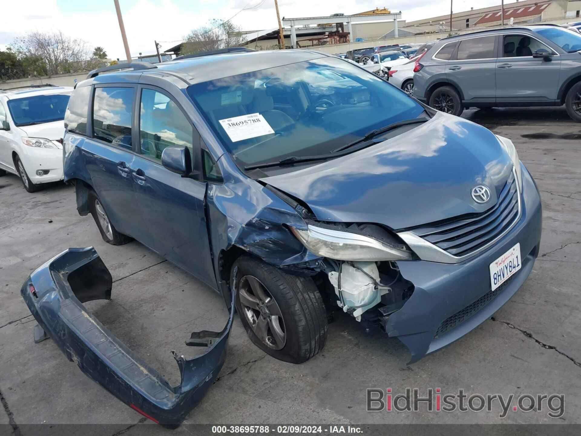 Photo 5TDKK3DC8GS744784 - TOYOTA SIENNA 2016