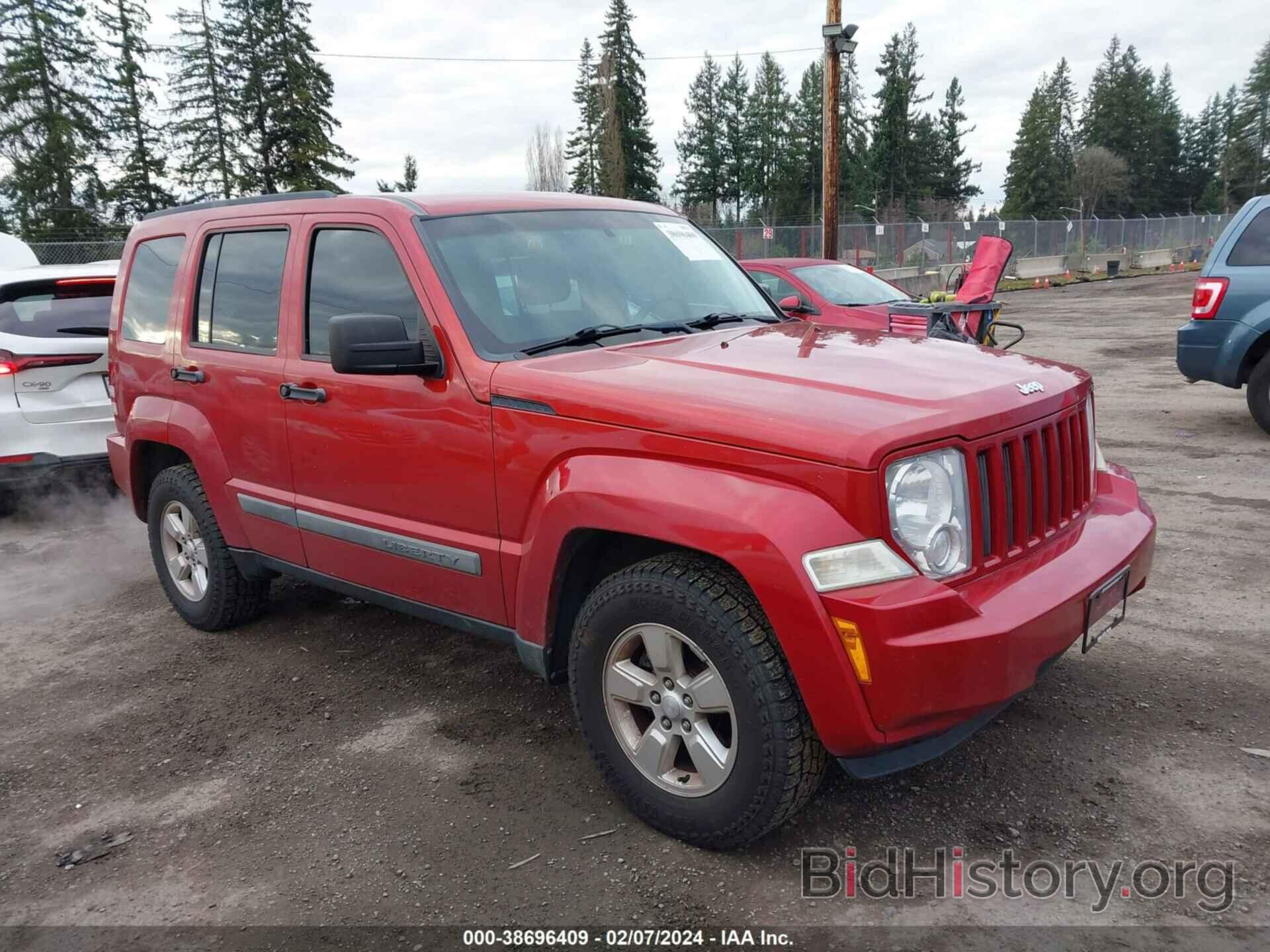 Фотография 1J4PN2GKXAW143775 - JEEP LIBERTY 2010