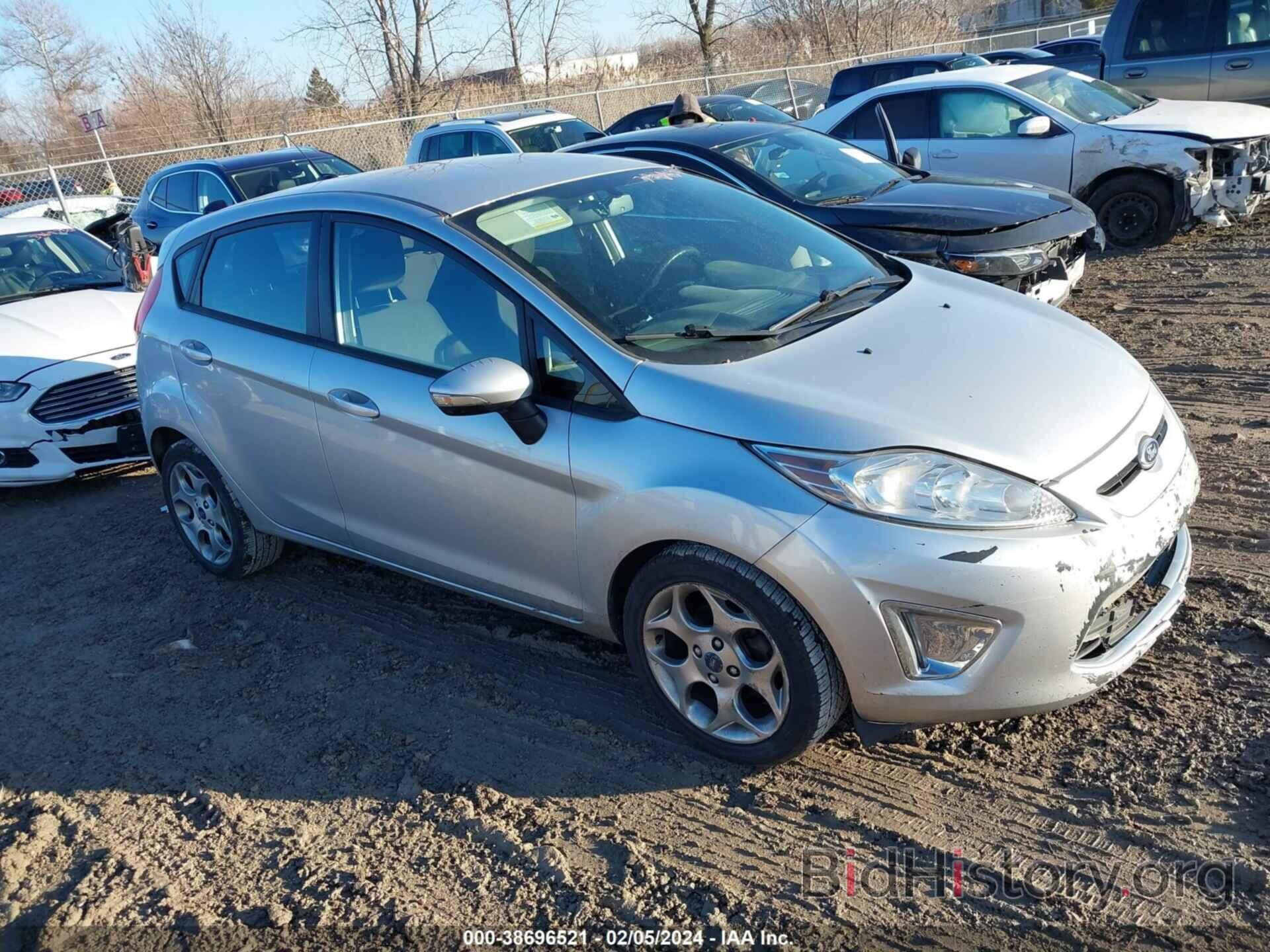 Photo 3FADP4FJ5CM183388 - FORD FIESTA 2012