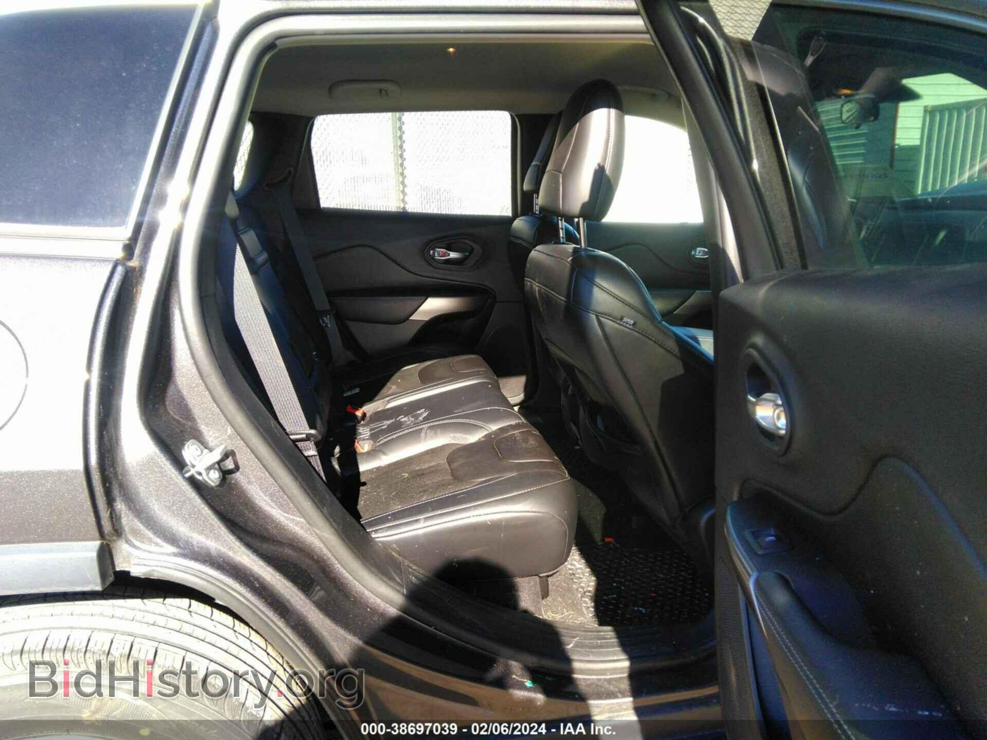 2019 JEEP CHEROKEE - VIN: 1C4PJMLB2KD393723 - Фото 8