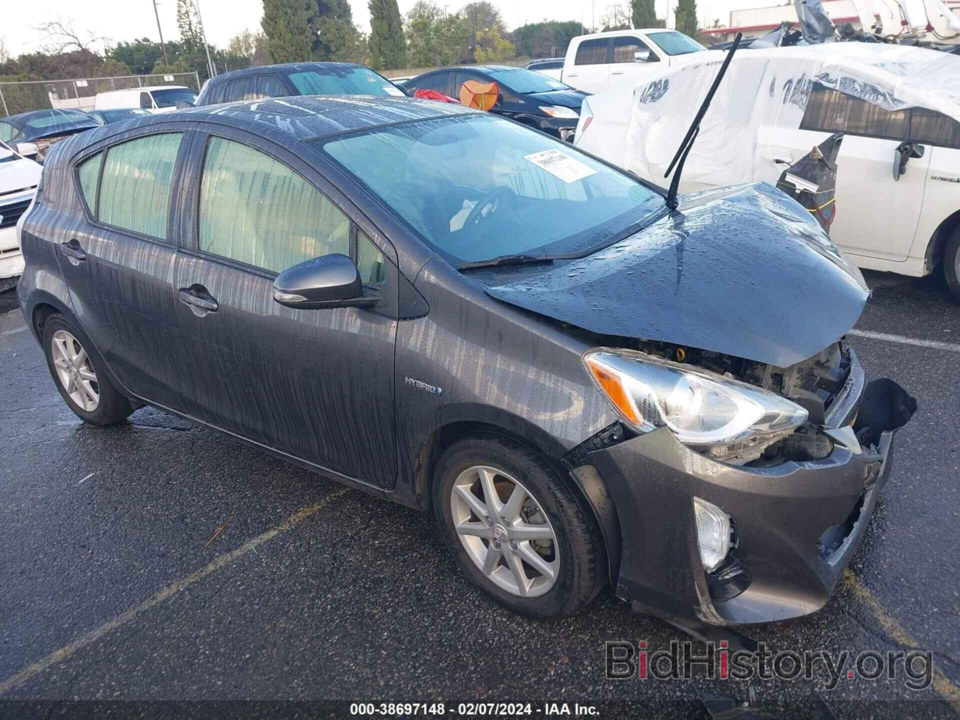 Photo JTDKDTB32F1097145 - TOYOTA PRIUS C 2015