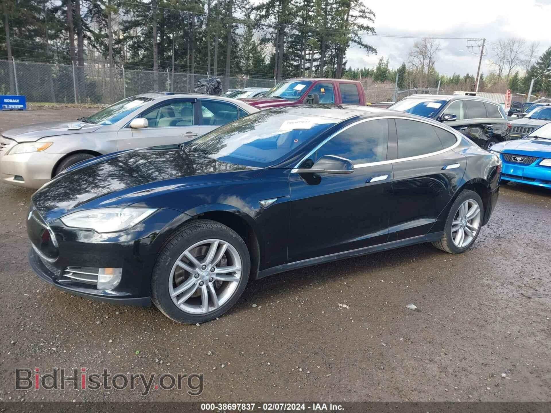 2013 TESLA MODEL S - VIN: 5YJSA1DN6DFP16541 - Фото 2