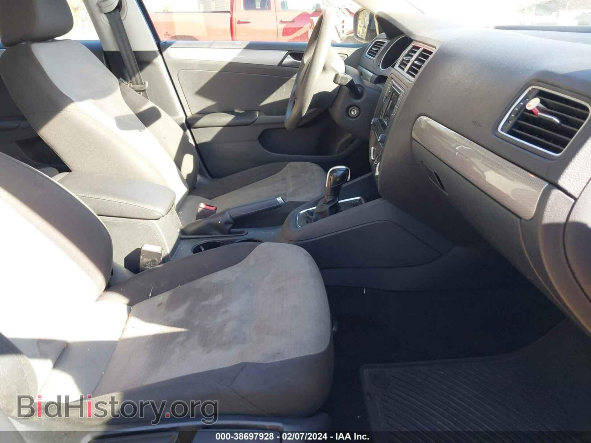 2017 VOLKSWAGEN JETTA - VIN: 3VW2B7AJ1HM353579 - Фото 5