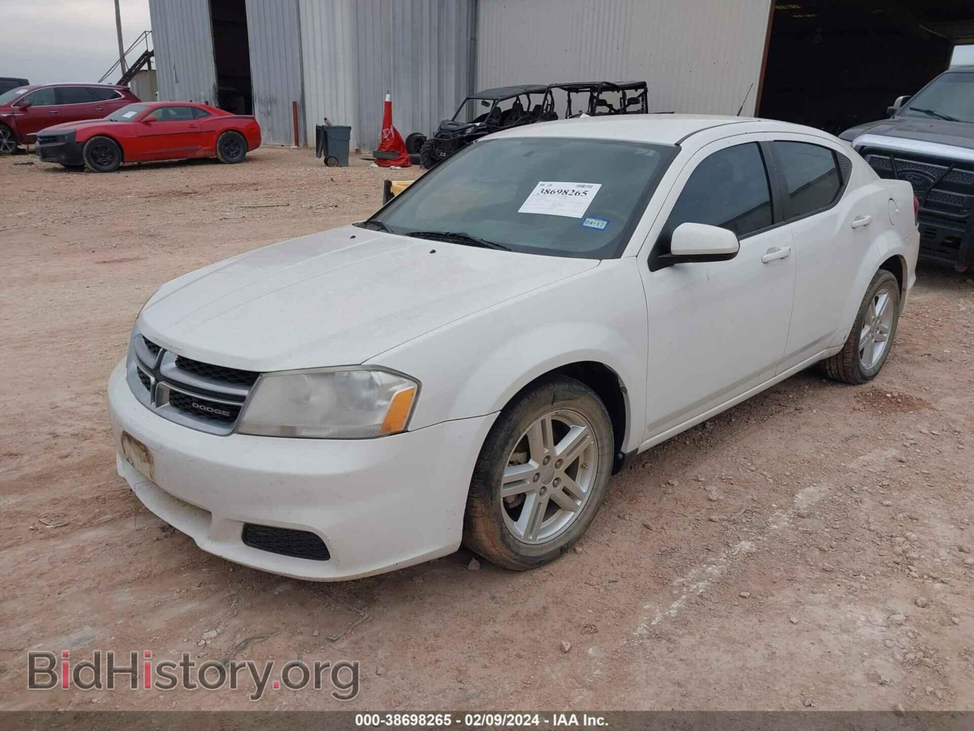 2011 DODGE AVENGER - VIN: 1B3BD1FB6BN523705 - Фото 2