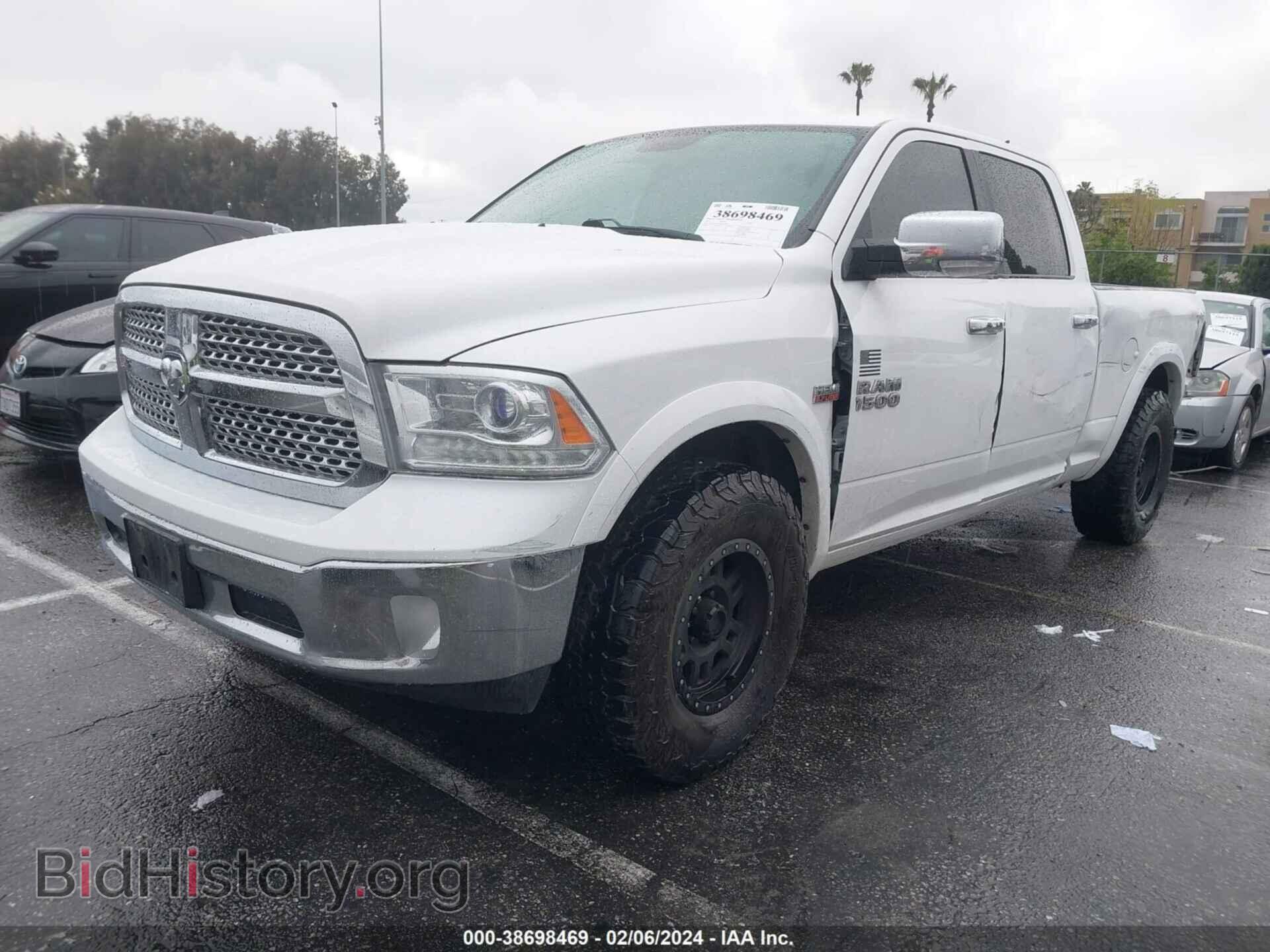 2017 RAM 1500 - VIN: 1C6RR6VT7HS597979 - Фото 2