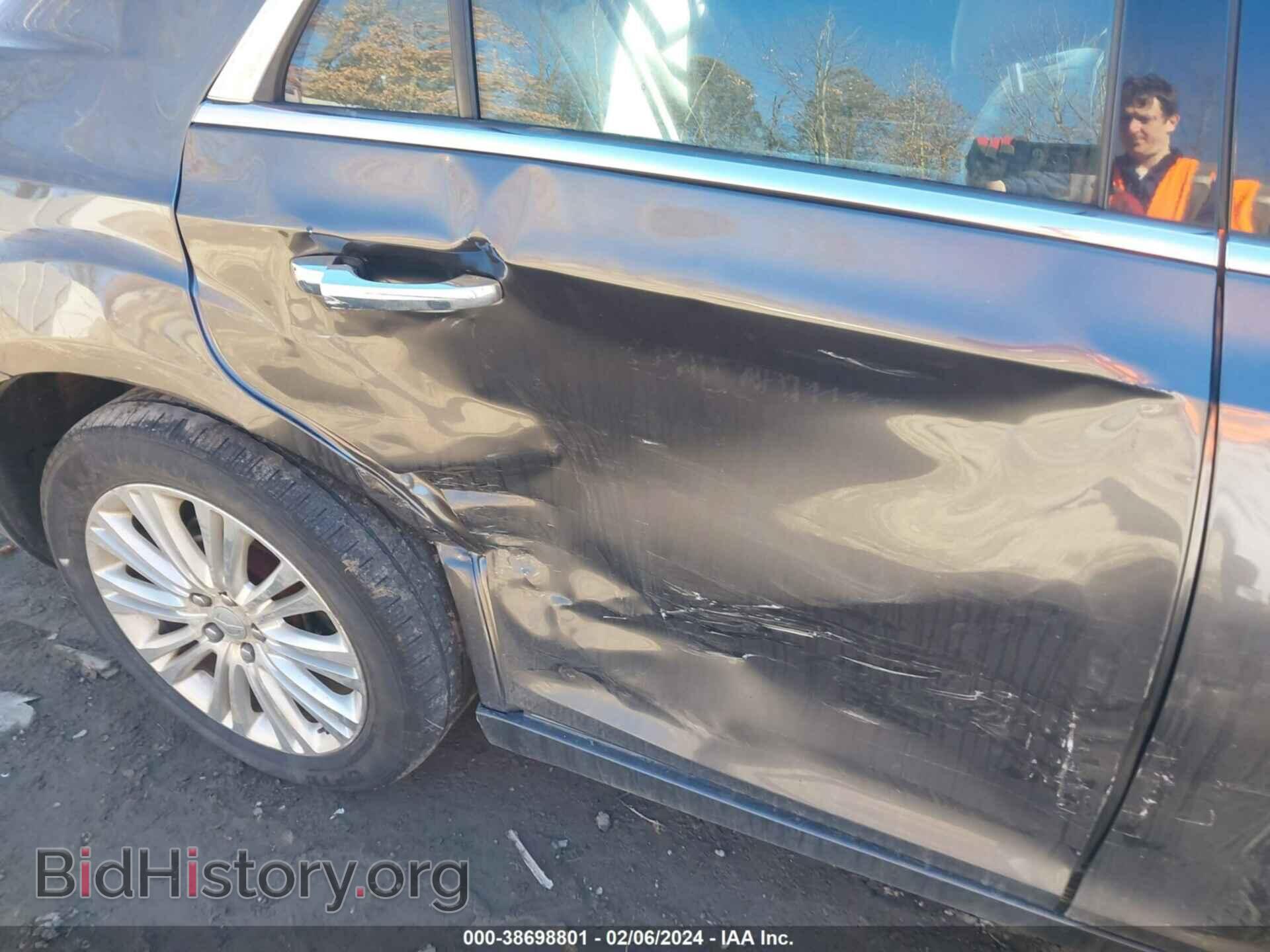2014 CHRYSLER 300C - VIN: 2C3CCAKT6EH128493 - Фото 6