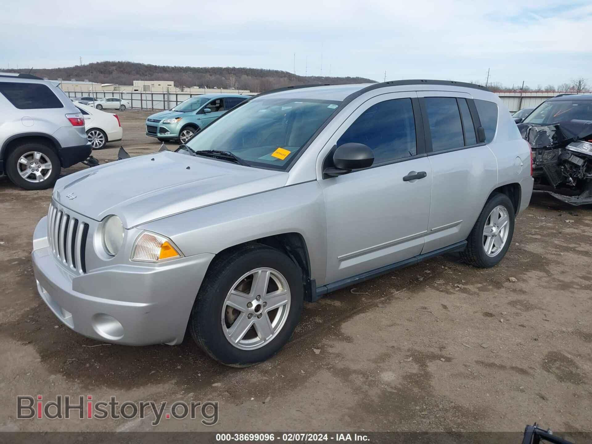 2009 JEEP COMPASS - VIN: 1J4FT47B39D134128 - Фото 2