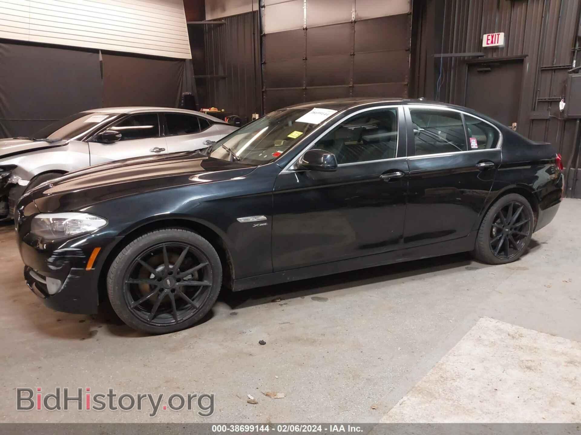 2012 BMW 528I - VIN: WBAXH5C51CDW02461 - Фото 2