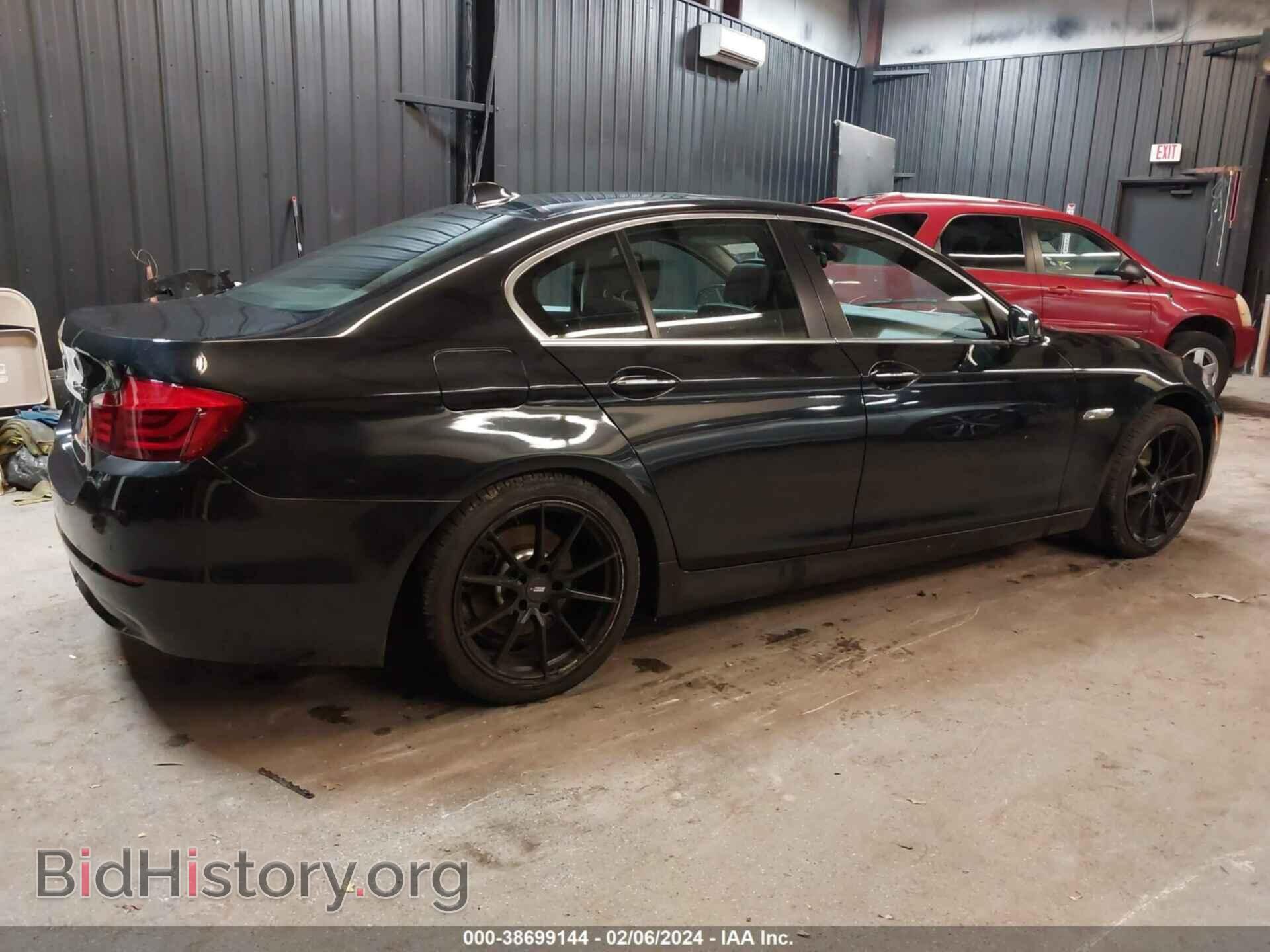 2012 BMW 528I - VIN: WBAXH5C51CDW02461 - Фото 4