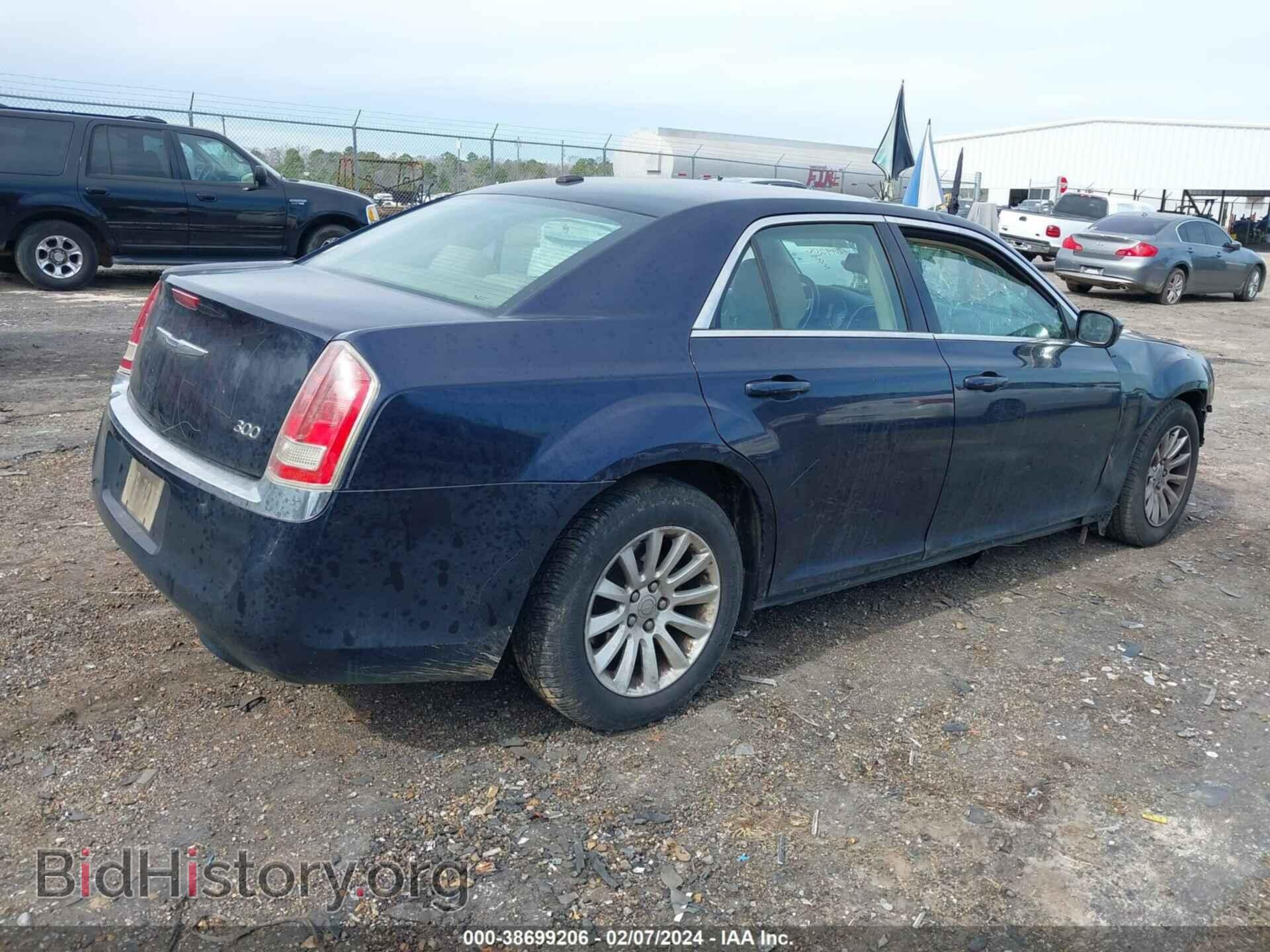 2012 CHRYSLER 300 - VIN: 2C3CCAAGXCH145492 - Фото 4