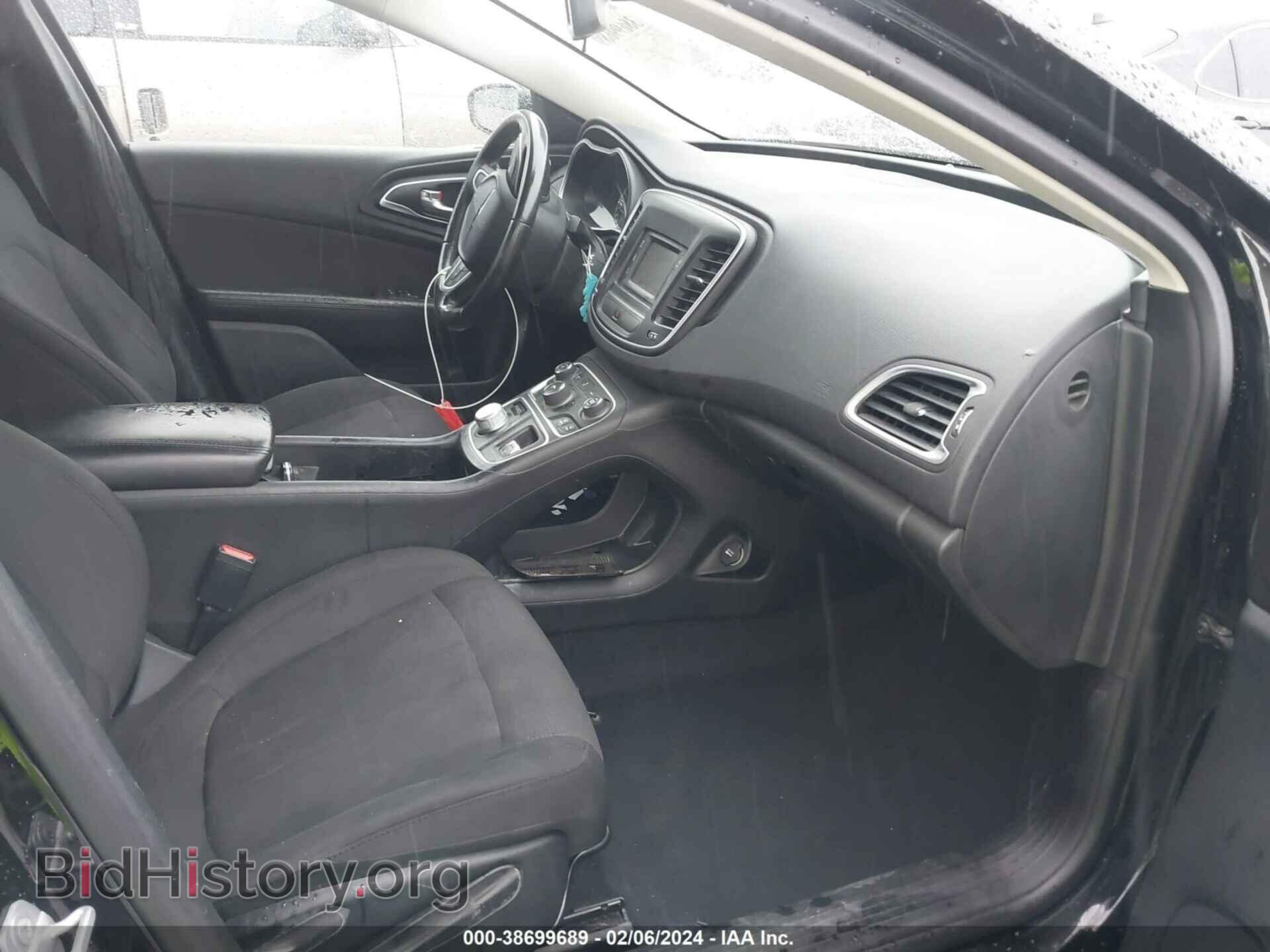 2015 CHRYSLER 200 - VIN: 1C3CCCAB5FN676062 - Фото 5