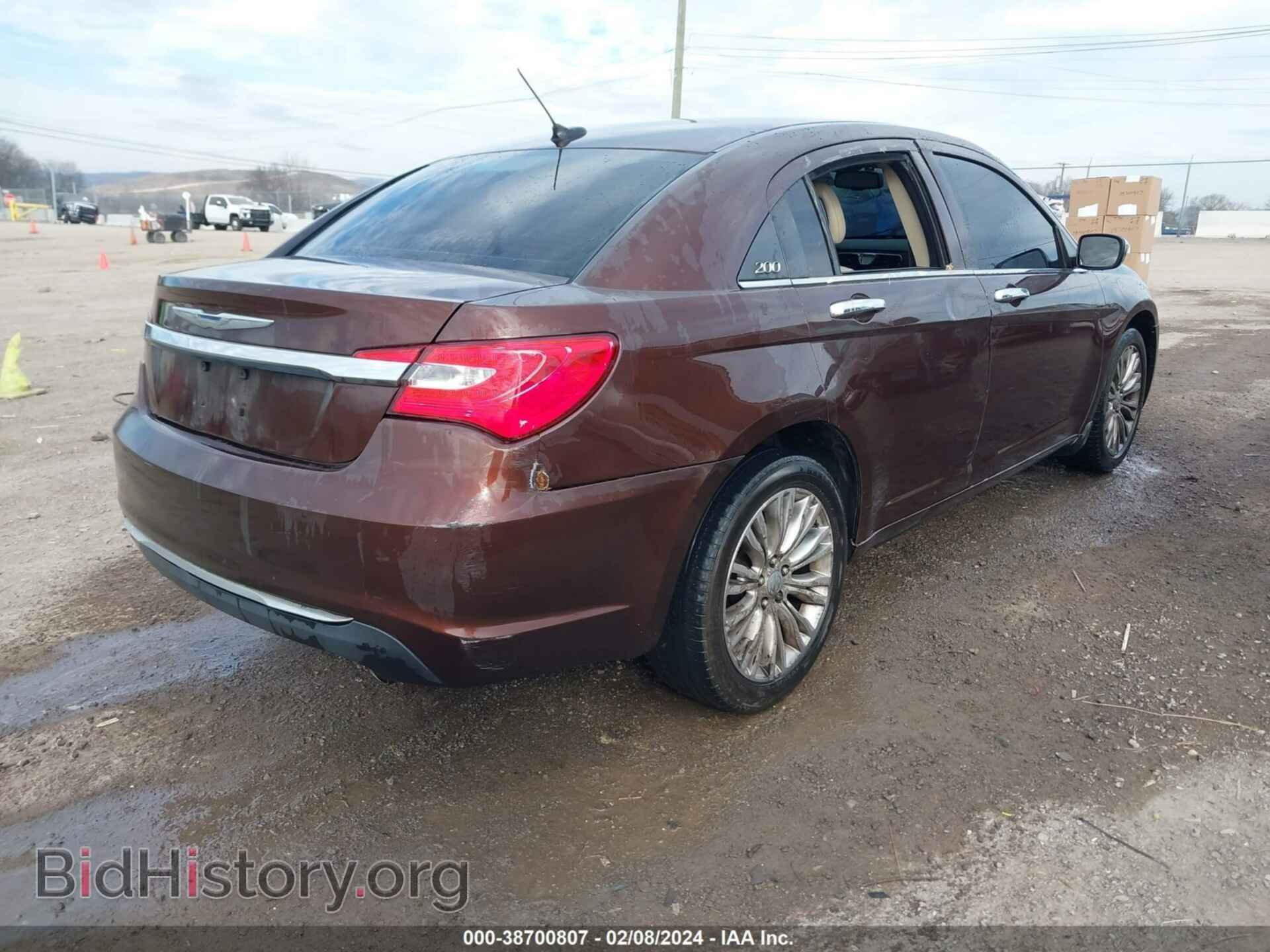 2012 CHRYSLER 200 - VIN: 1C3CCBCG1CN178150 - Фото 4