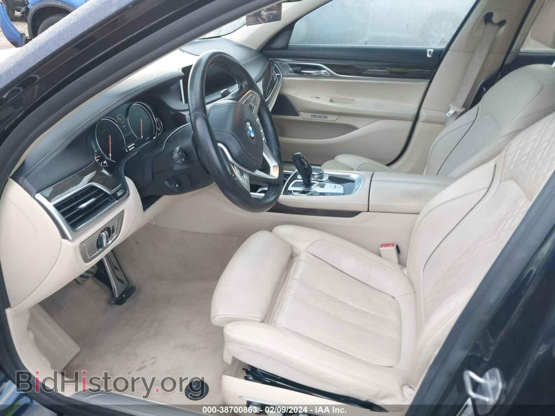 2016 BMW 740I - VIN: WBA7E2C53GG504303 - Фото 5