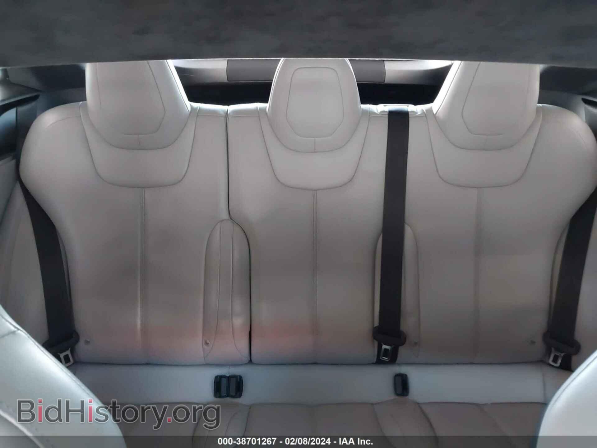 2015 TESLA MODEL S - VIN: 5YJSA1E28FF116711 - Фото 8