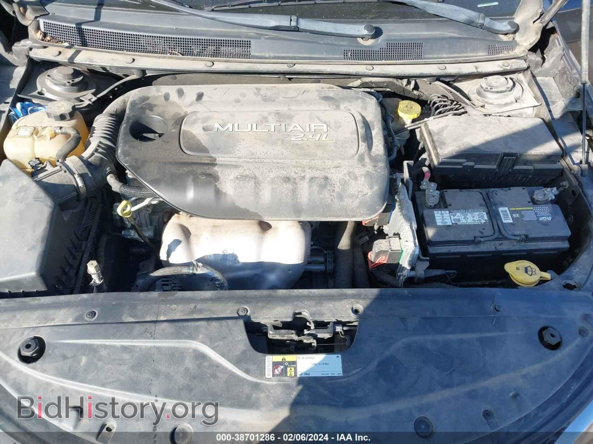 2015 CHRYSLER 200 - VIN: 1C3CCCAB1FN602914 - Фото 10