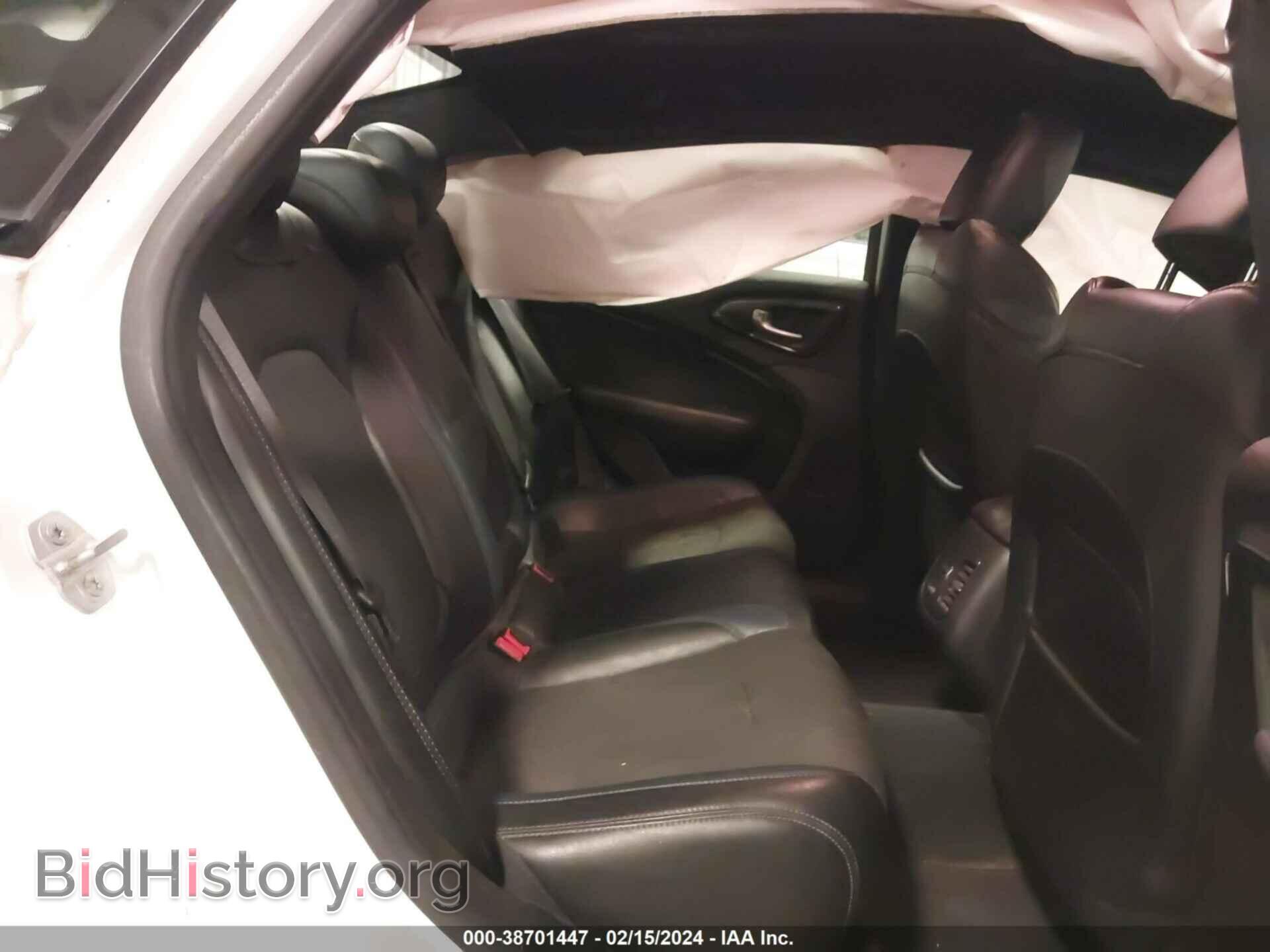 2015 CHRYSLER 200 - VIN: 1C3CCCBG2FN673615 - Фото 8