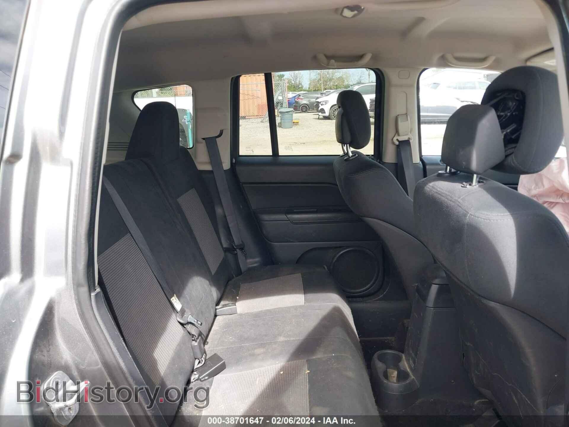 2012 JEEP COMPASS - VIN: 1C4NJDEBXCD540201 - Photo 8