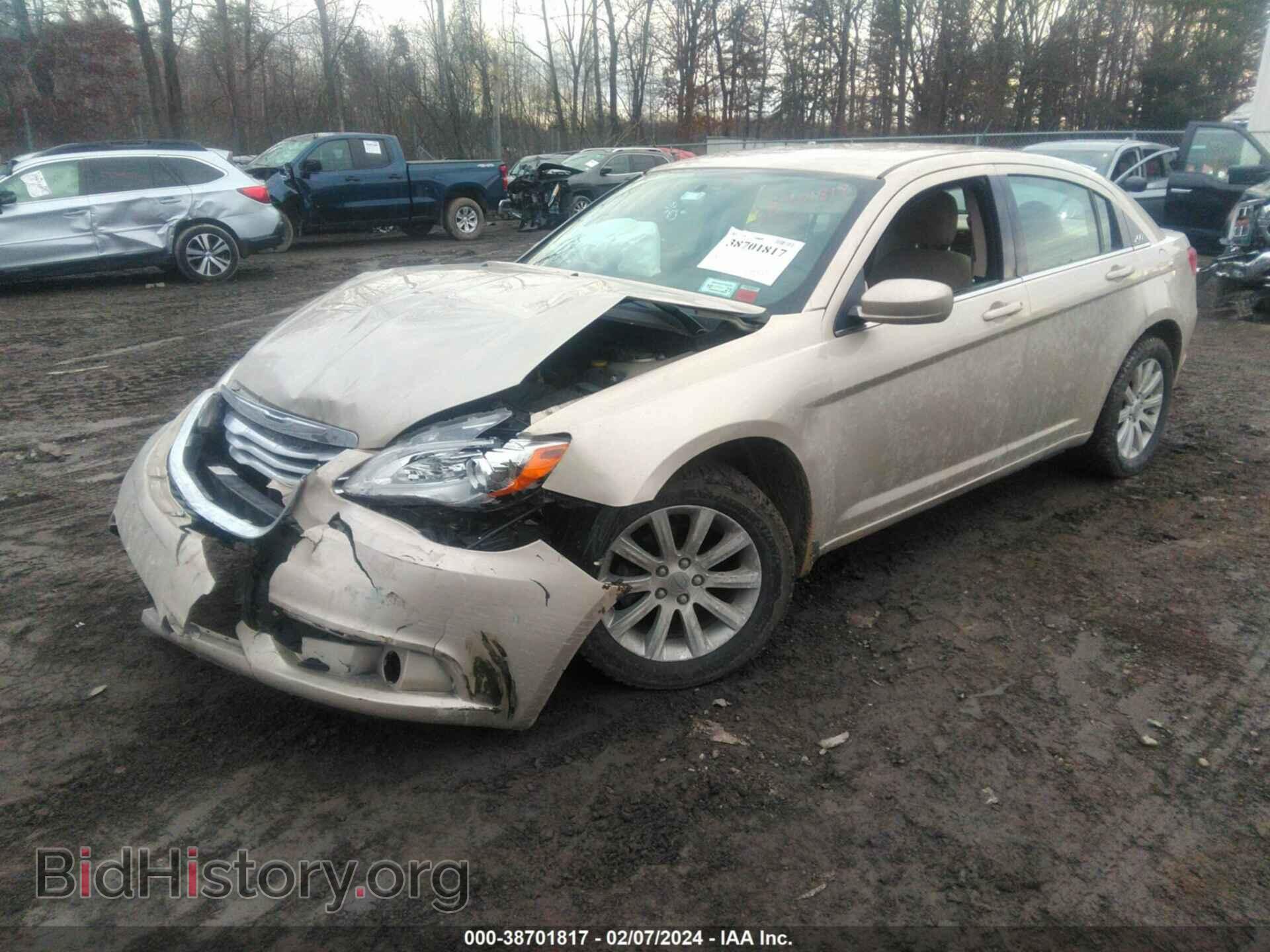 2014 CHRYSLER 200 - VIN: 1C3CCBBB8EN191471 - Фото 2