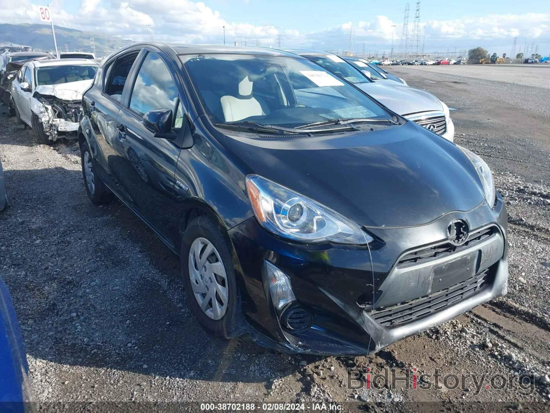 Photo JTDKDTB39F1105211 - TOYOTA PRIUS C 2015