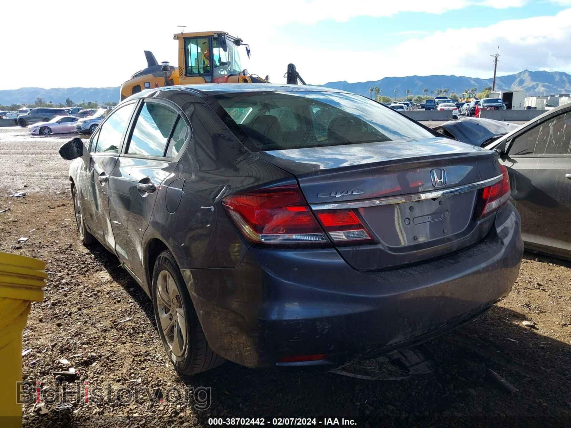 2015 HONDA CIVIC - VIN: 19XFB2F55FE284339 - Фото 3
