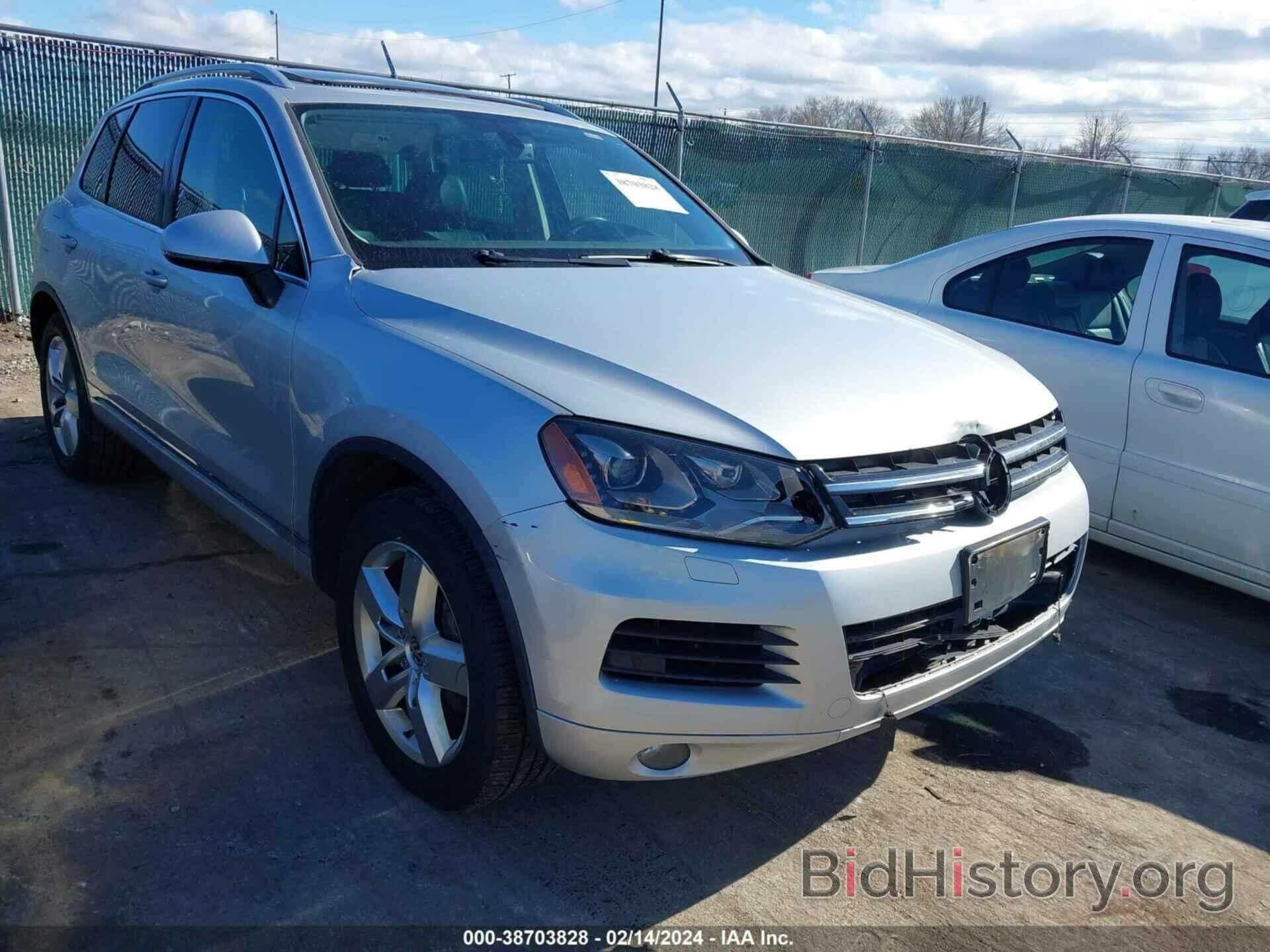 Photo WVGFF9BP0CD000533 - VOLKSWAGEN TOUAREG 2012