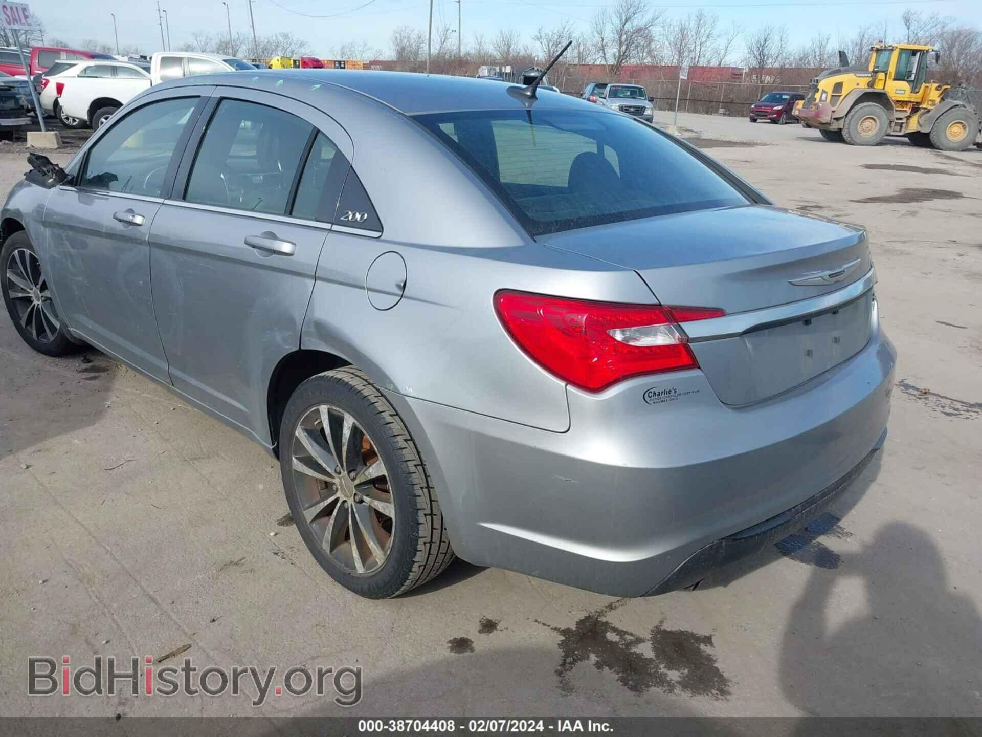 2013 CHRYSLER 200 - VIN: 1C3CCBCG2DN510243 - Фото 3