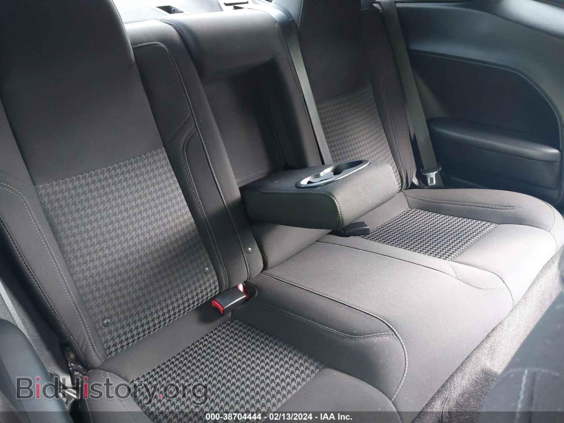 2015 DODGE CHALLENGER - VIN: 2C3CDZAG4FH821208 - Фото 8