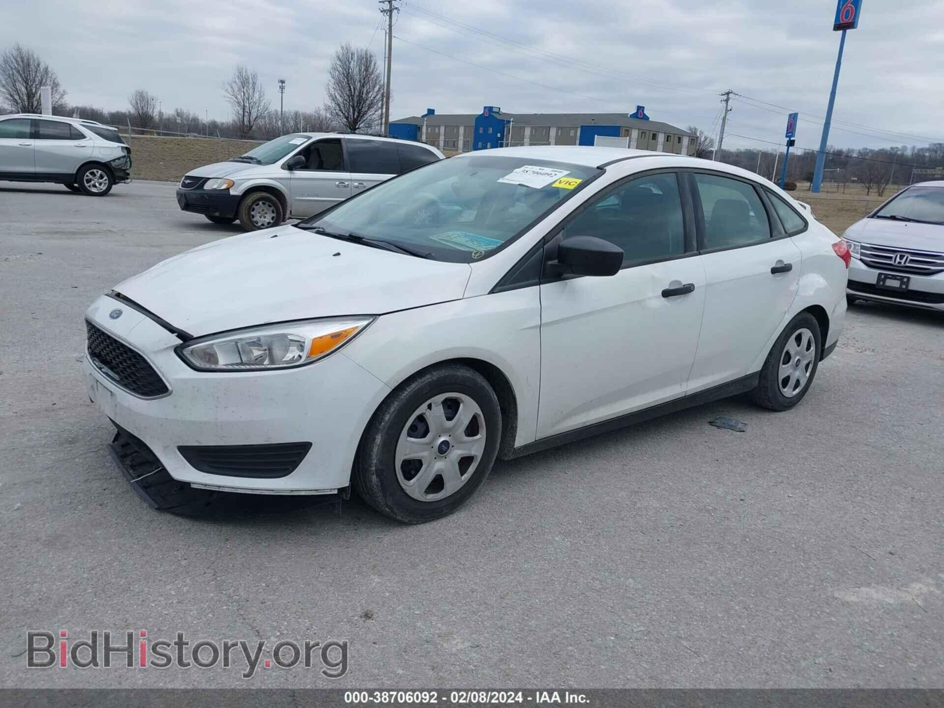 2016 FORD FOCUS - VIN: 1FADP3E28GL296635 - Фото 2